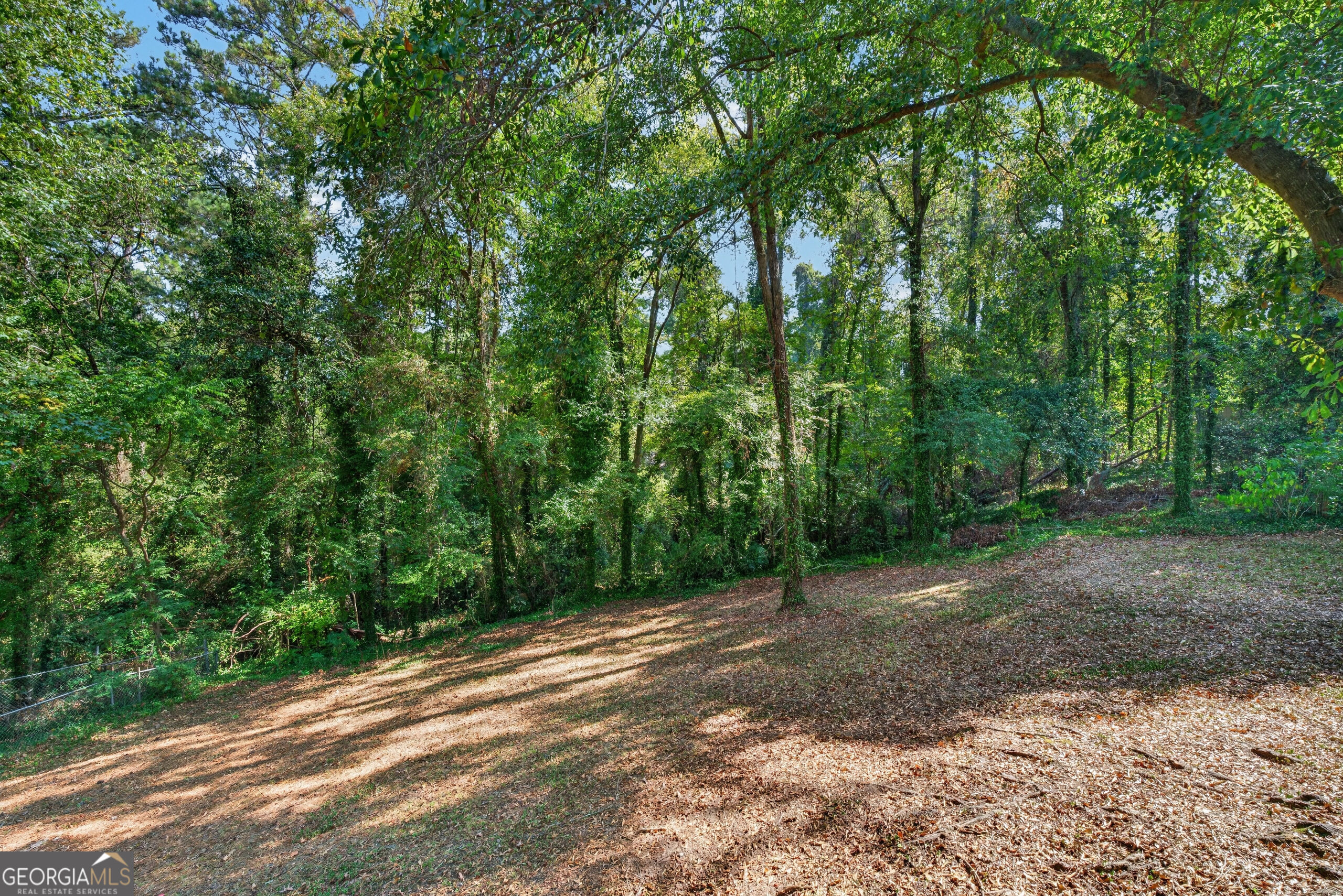 555 Glencove Drive Property Photo 55