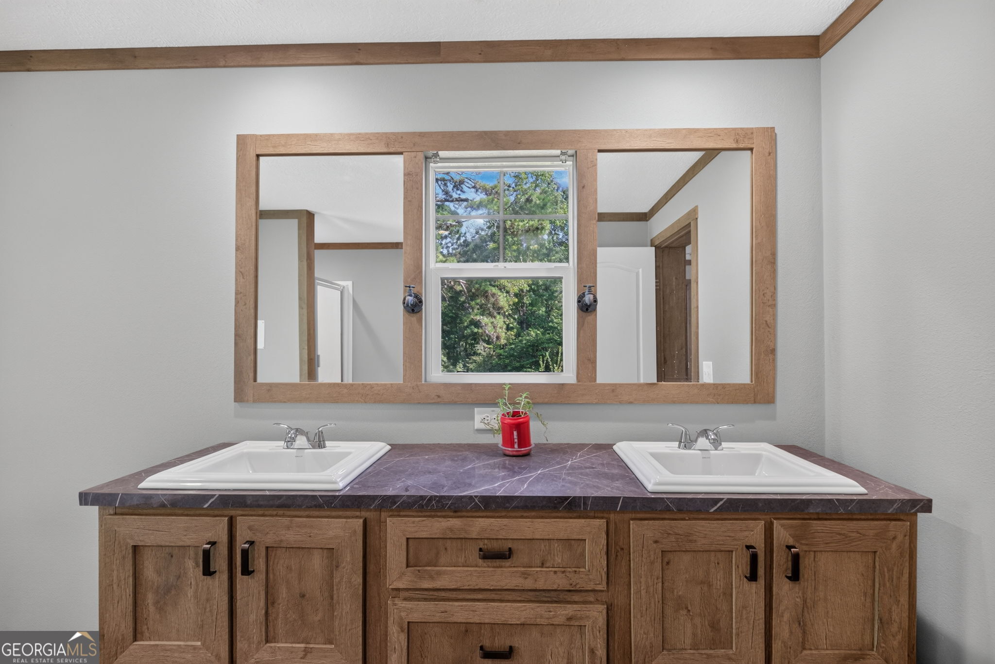86 Shadow Lake Road Property Photo 22