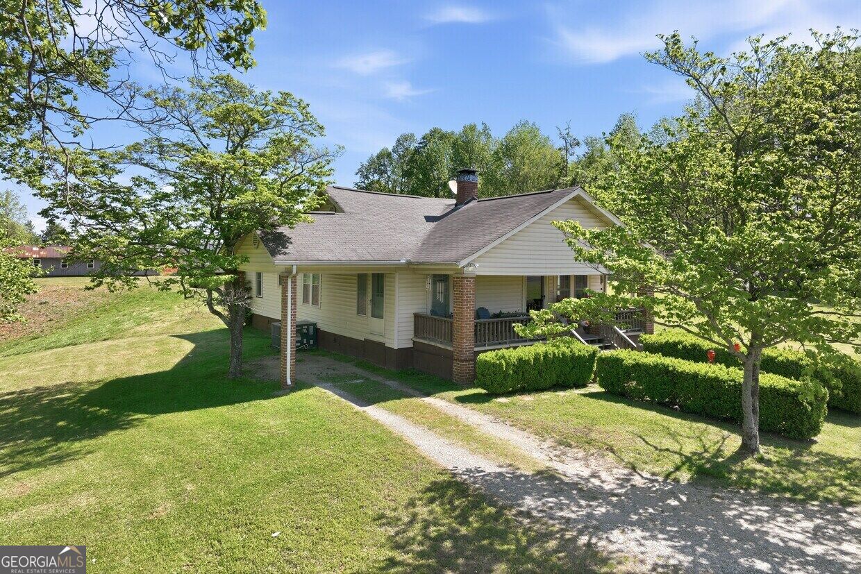 2481 Athens Highway Property Photo 13