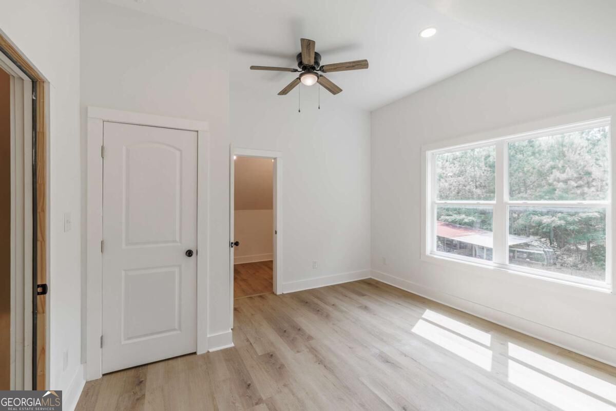 930 James Holcomb Road Property Photo 36