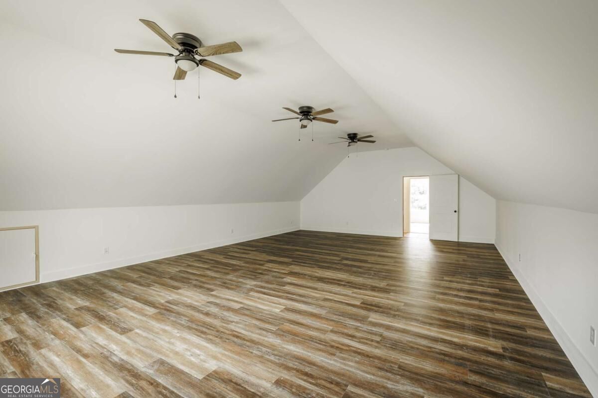 930 James Holcomb Road Property Photo 41