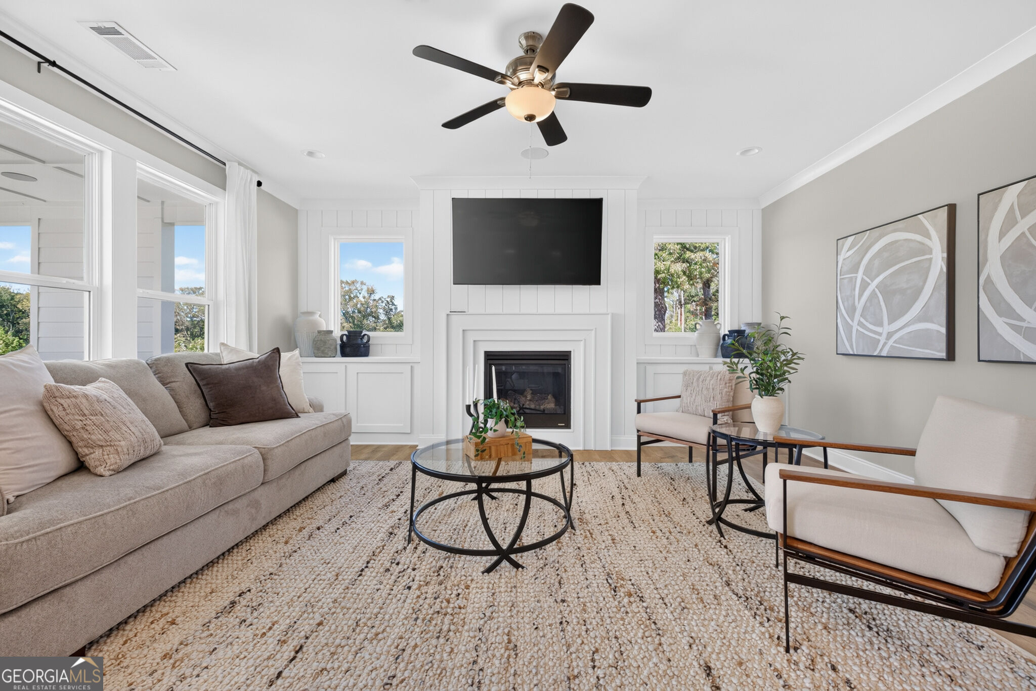 1047 Windy Hill Road Property Photo 3