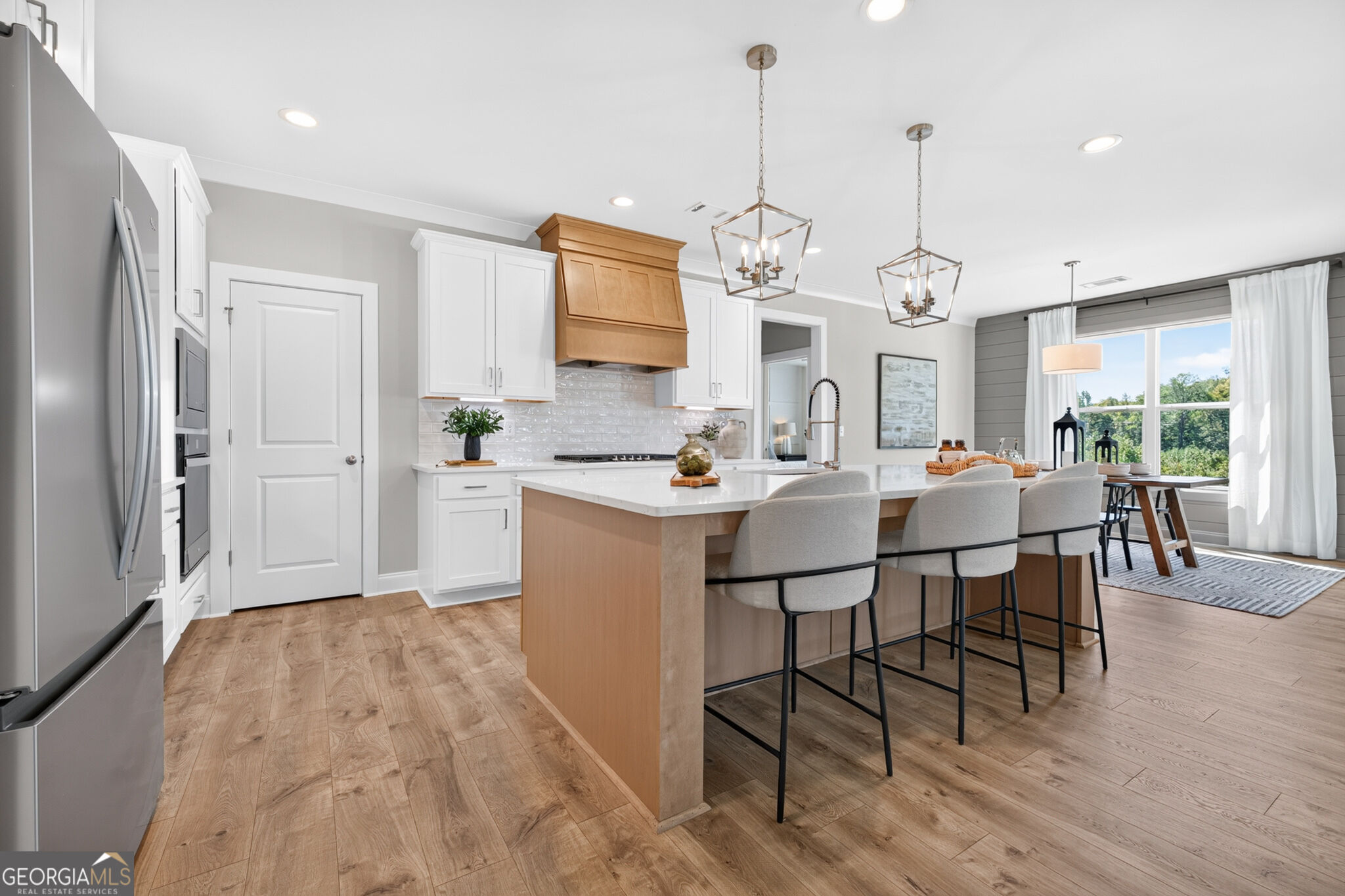 1047 Windy Hill Road Property Photo 8