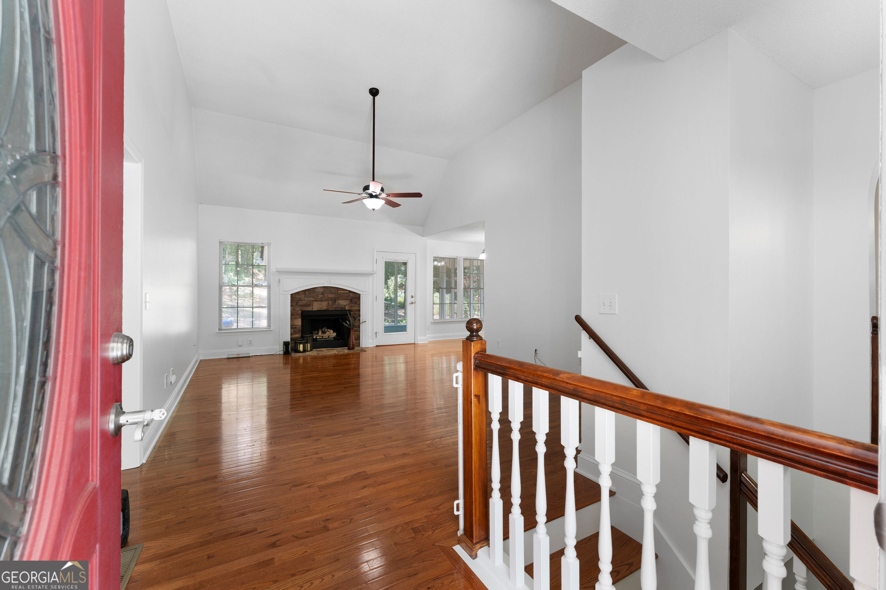 24 Woodhaven Court Sw Property Photo 3