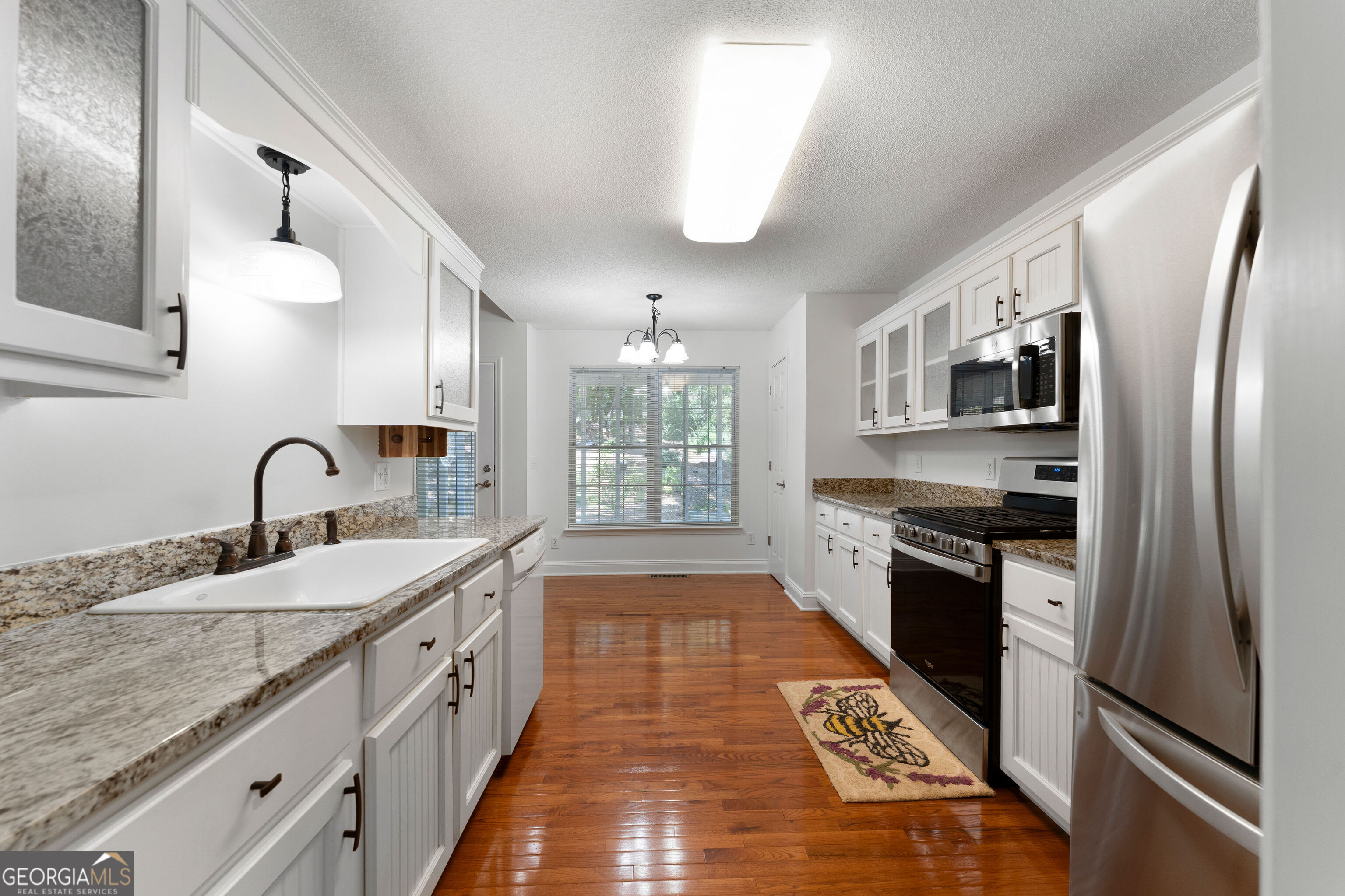 24 Woodhaven Court Sw Property Photo 6