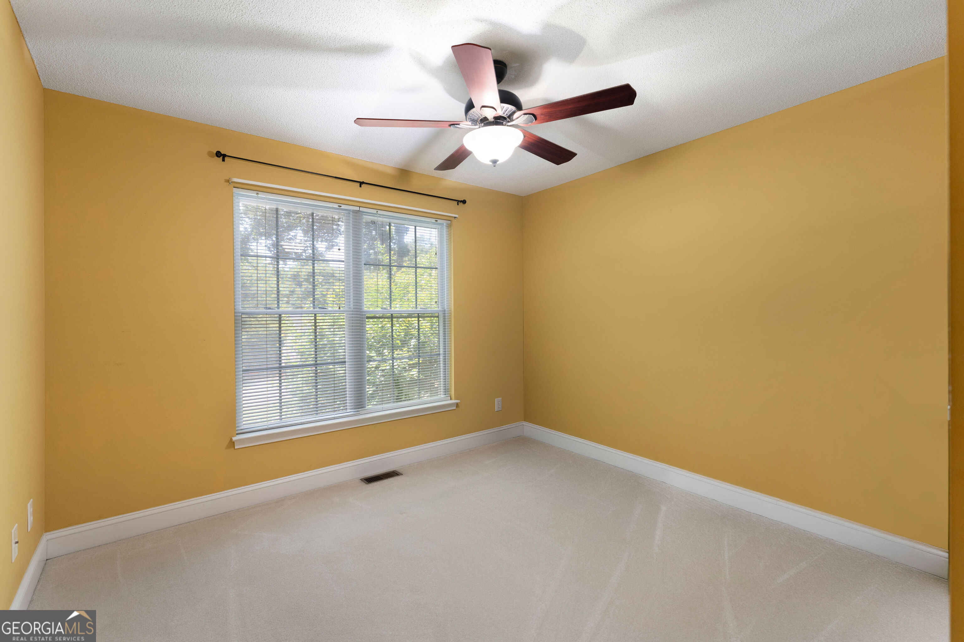 24 Woodhaven Court Sw Property Photo 17
