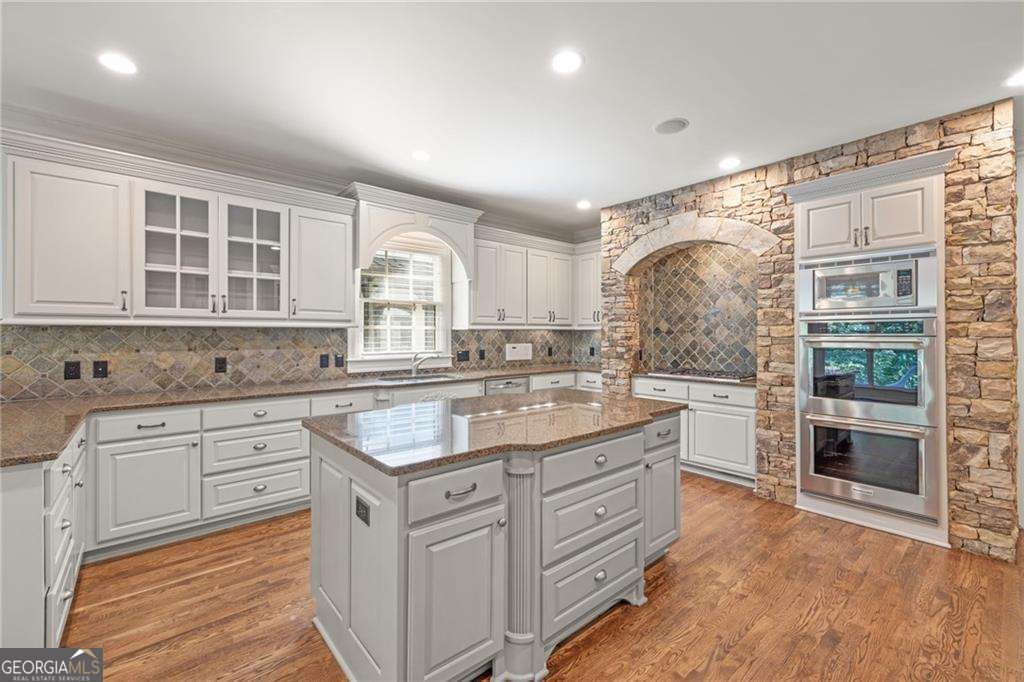 2480 Flint Creek Drive Property Photo 32