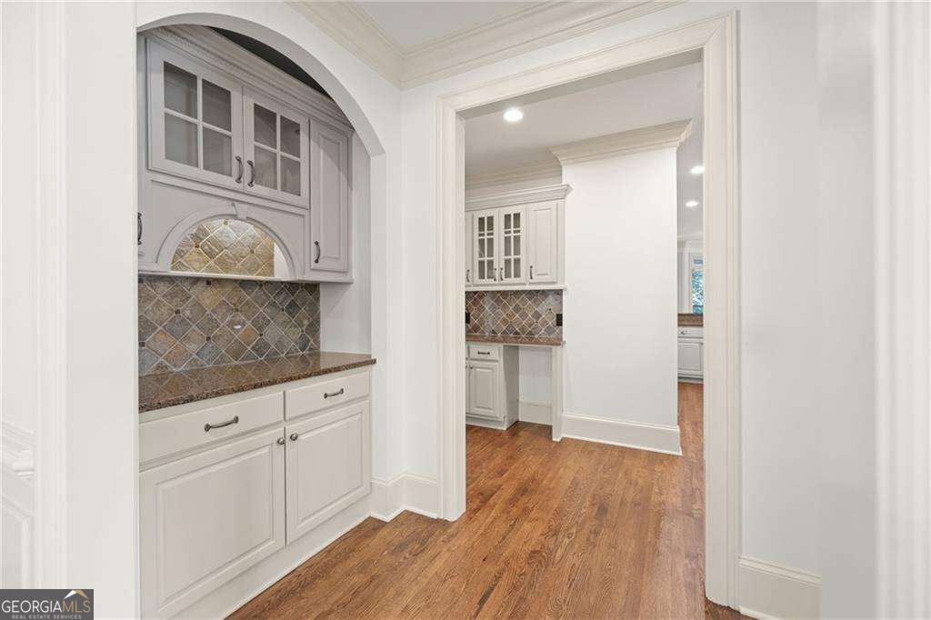 2480 Flint Creek Drive Property Photo 34