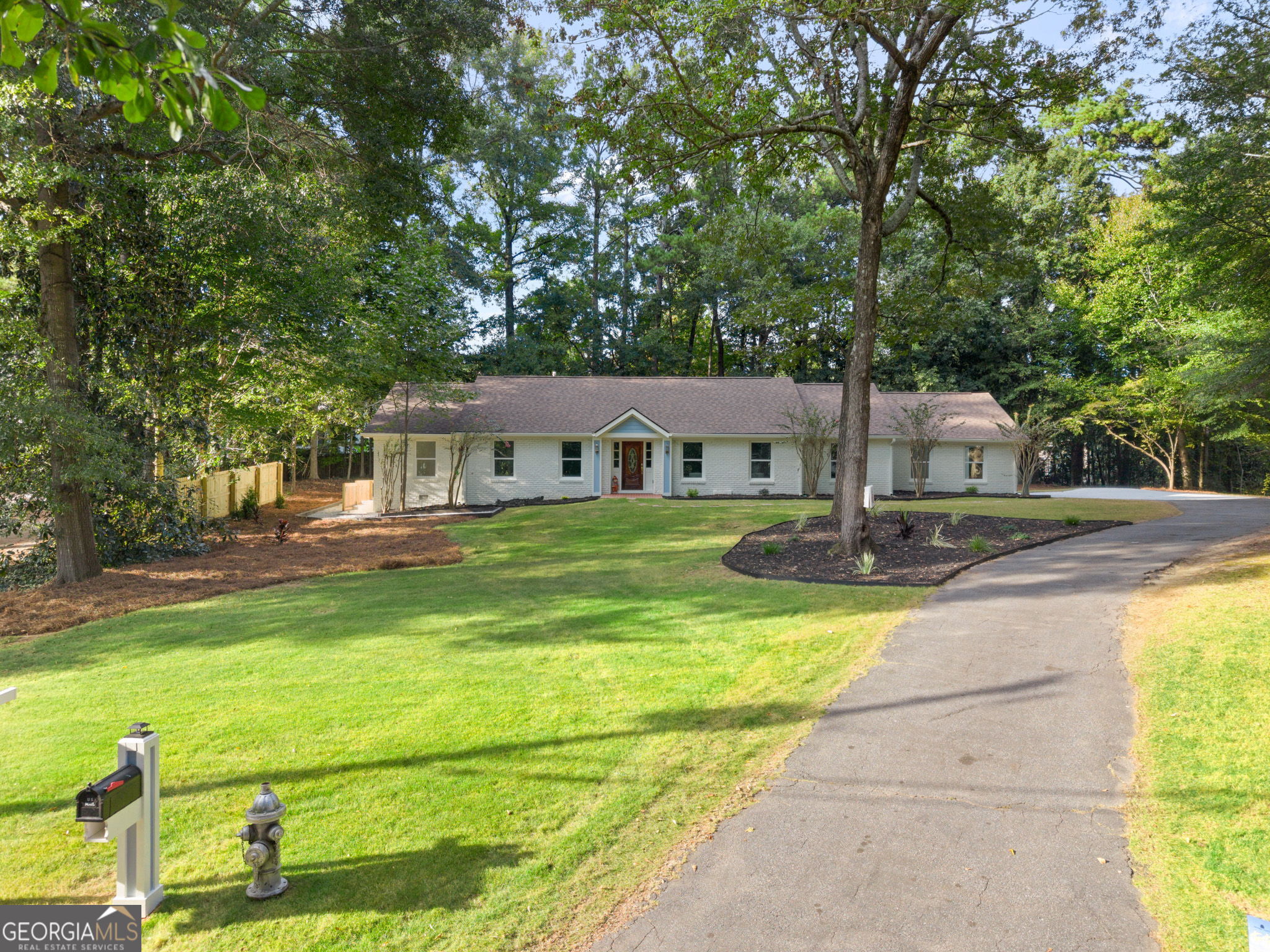 860 Landmark Drive Property Photo 3