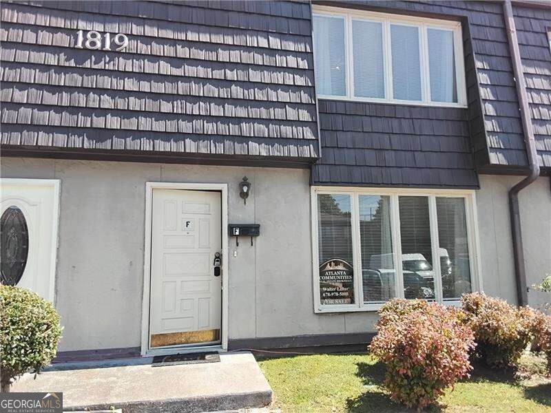 1819 Ashborough Circle Se # F Property Photo 1