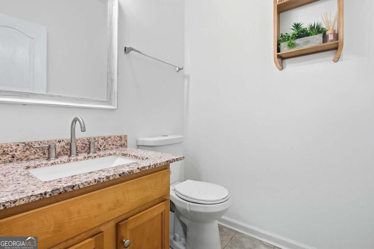 412 Oak Leaf Trail Property Photo 8