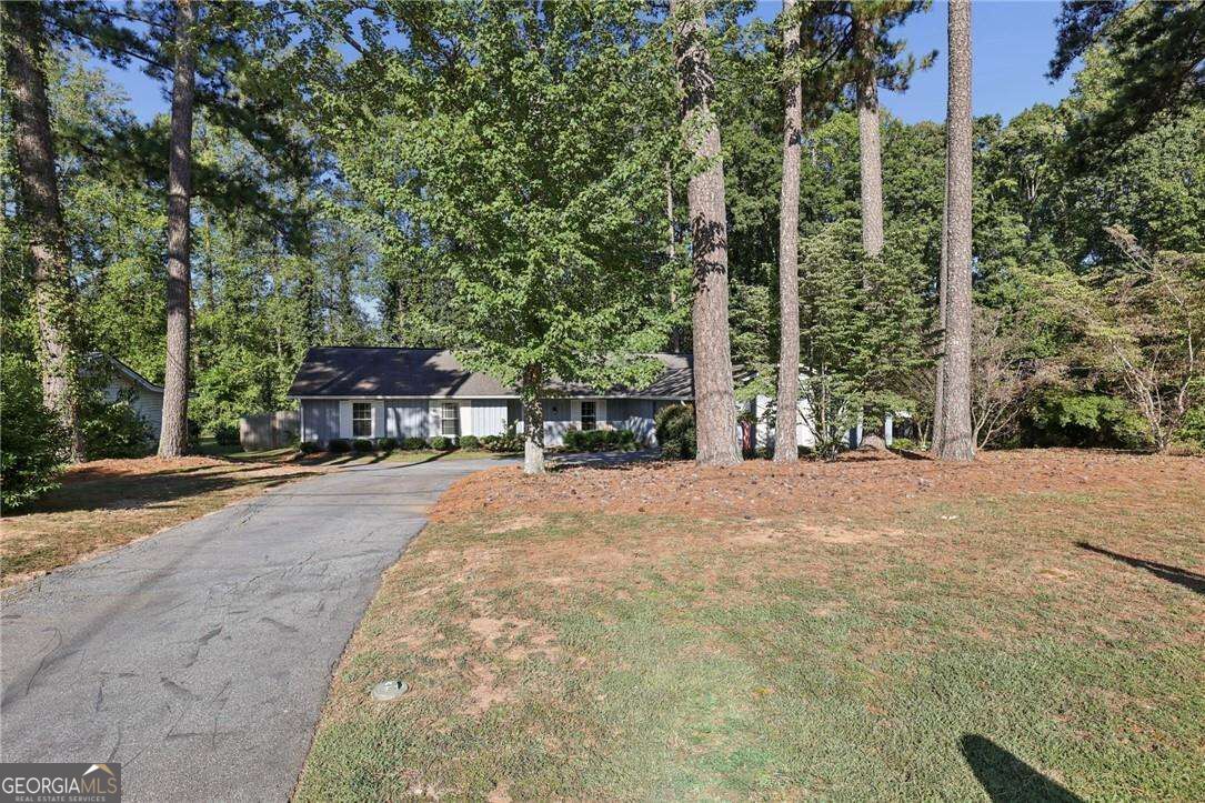 2862 Dunnington Circle Property Photo 4
