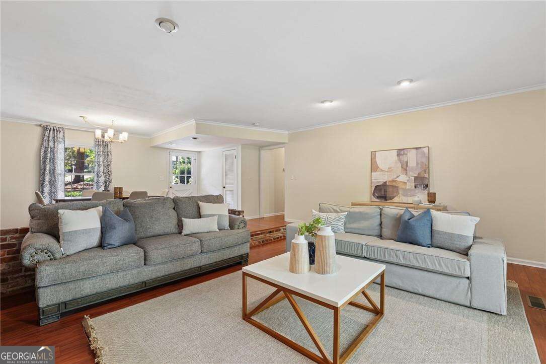 2862 Dunnington Circle Property Photo 12
