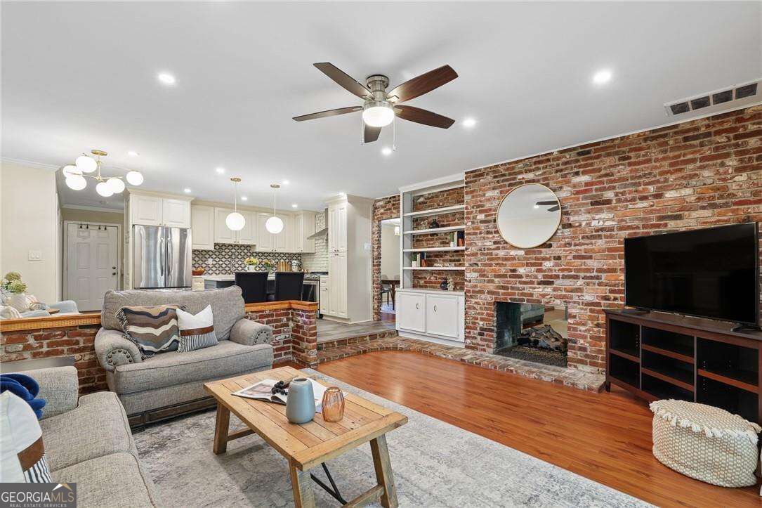2862 Dunnington Circle Property Photo 15