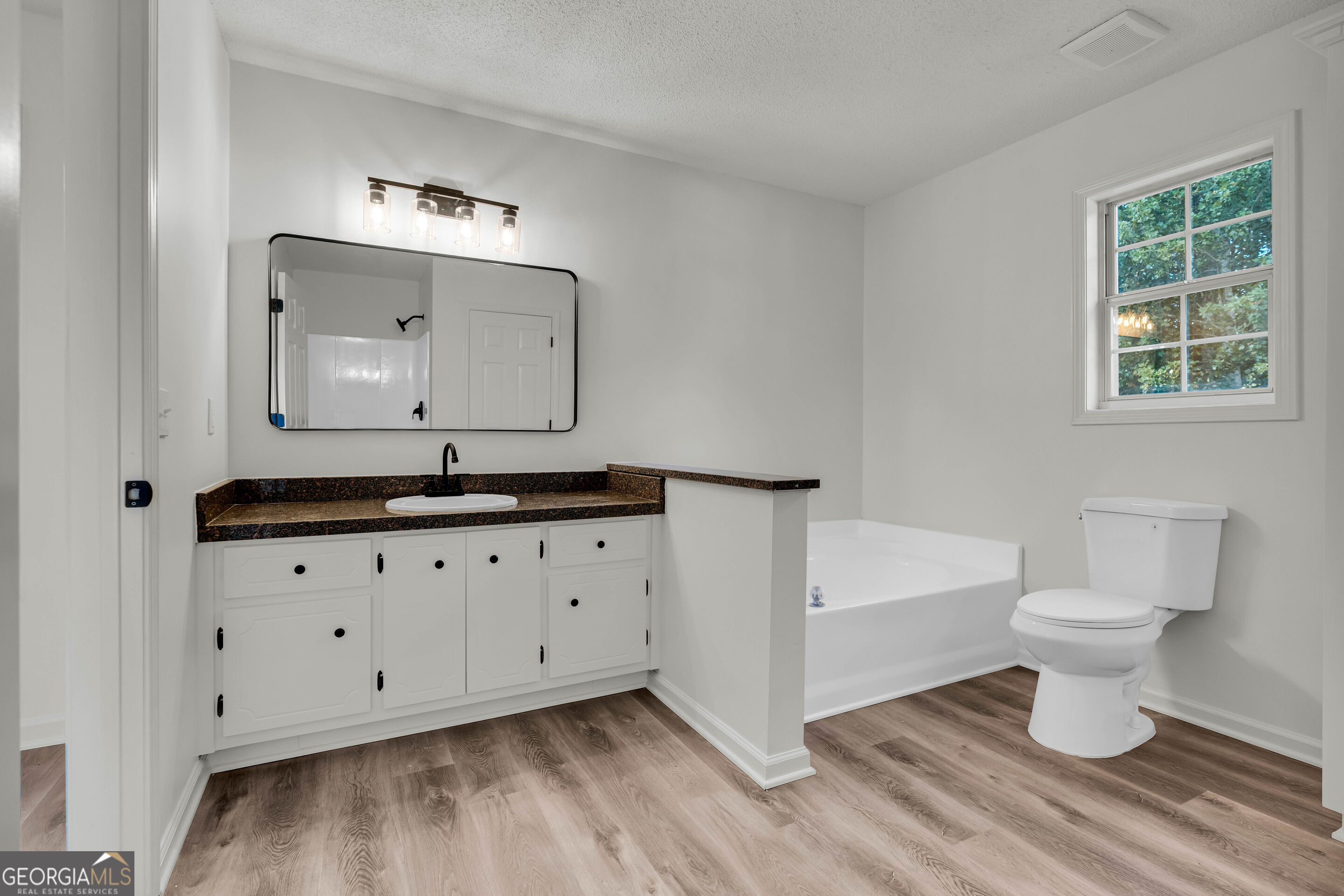 284 Hobson Drive Property Photo 22