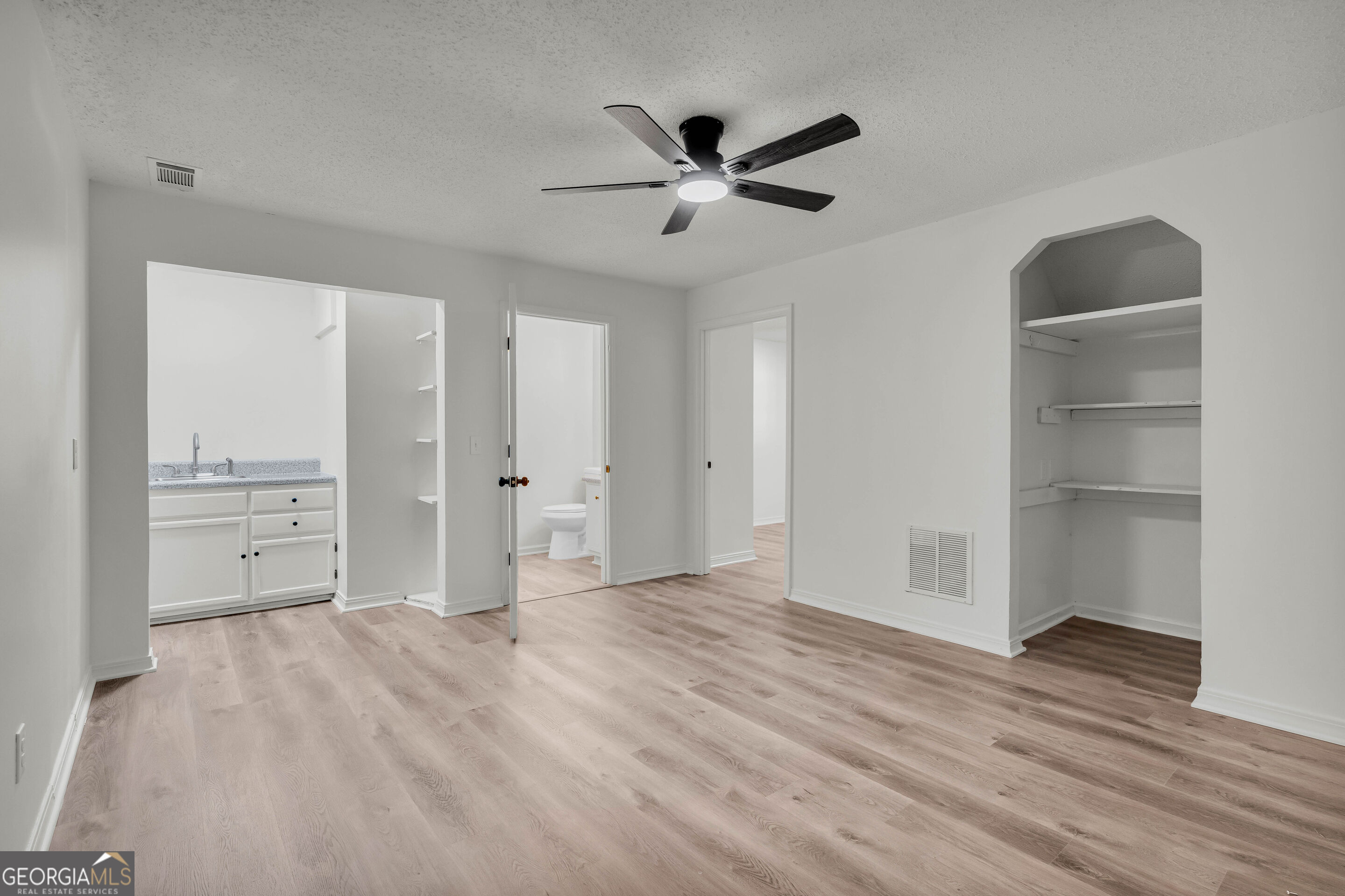 284 Hobson Drive Property Photo 36