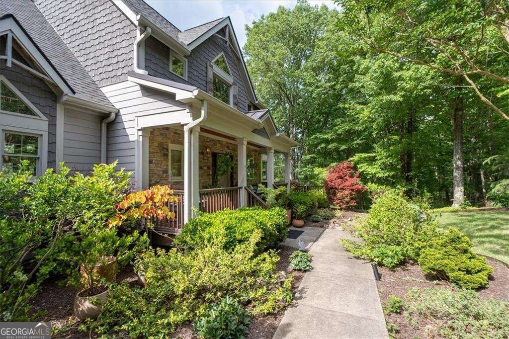 270 Mosswood Lane W Property Photo 4
