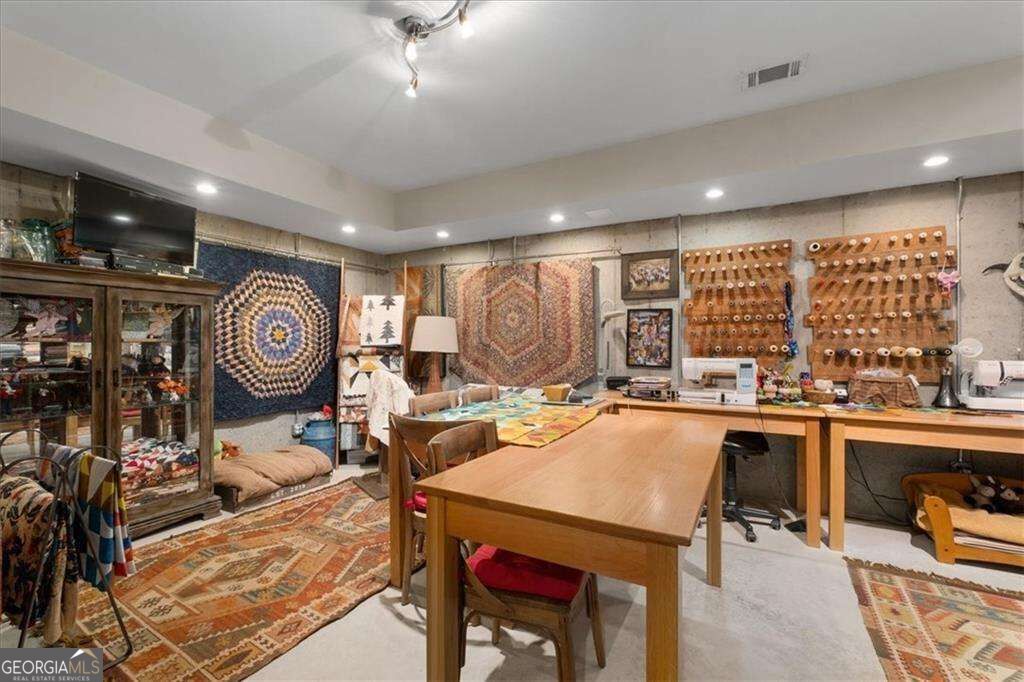 270 Mosswood Lane W Property Photo 46