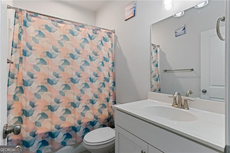 5915 Pinnacle View Road Property Photo 10