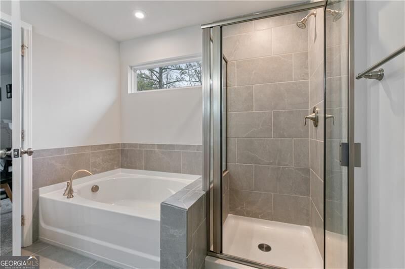 5915 Pinnacle View Road Property Photo 16