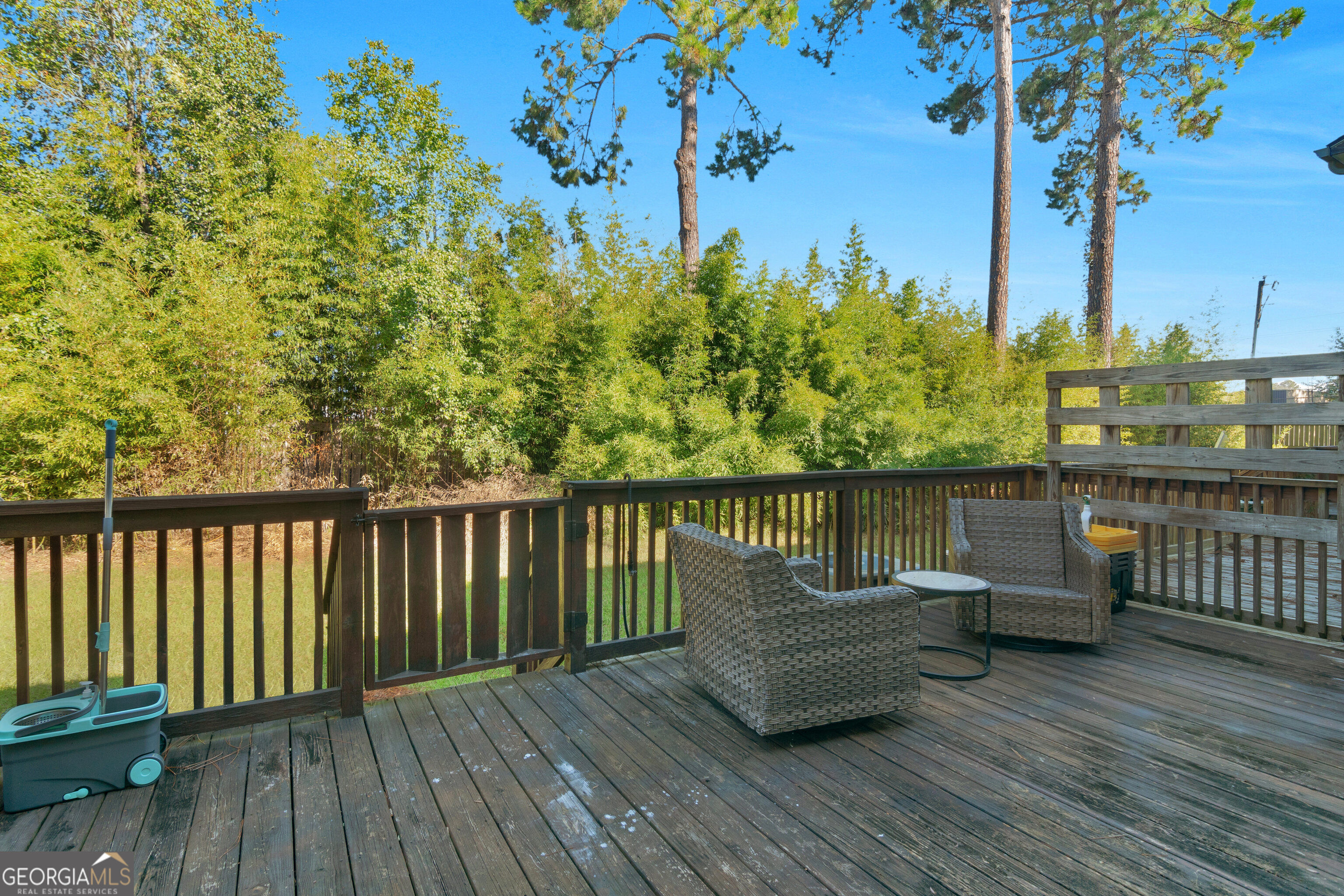 912 Pineland Avenue Apt 4 Property Photo 32