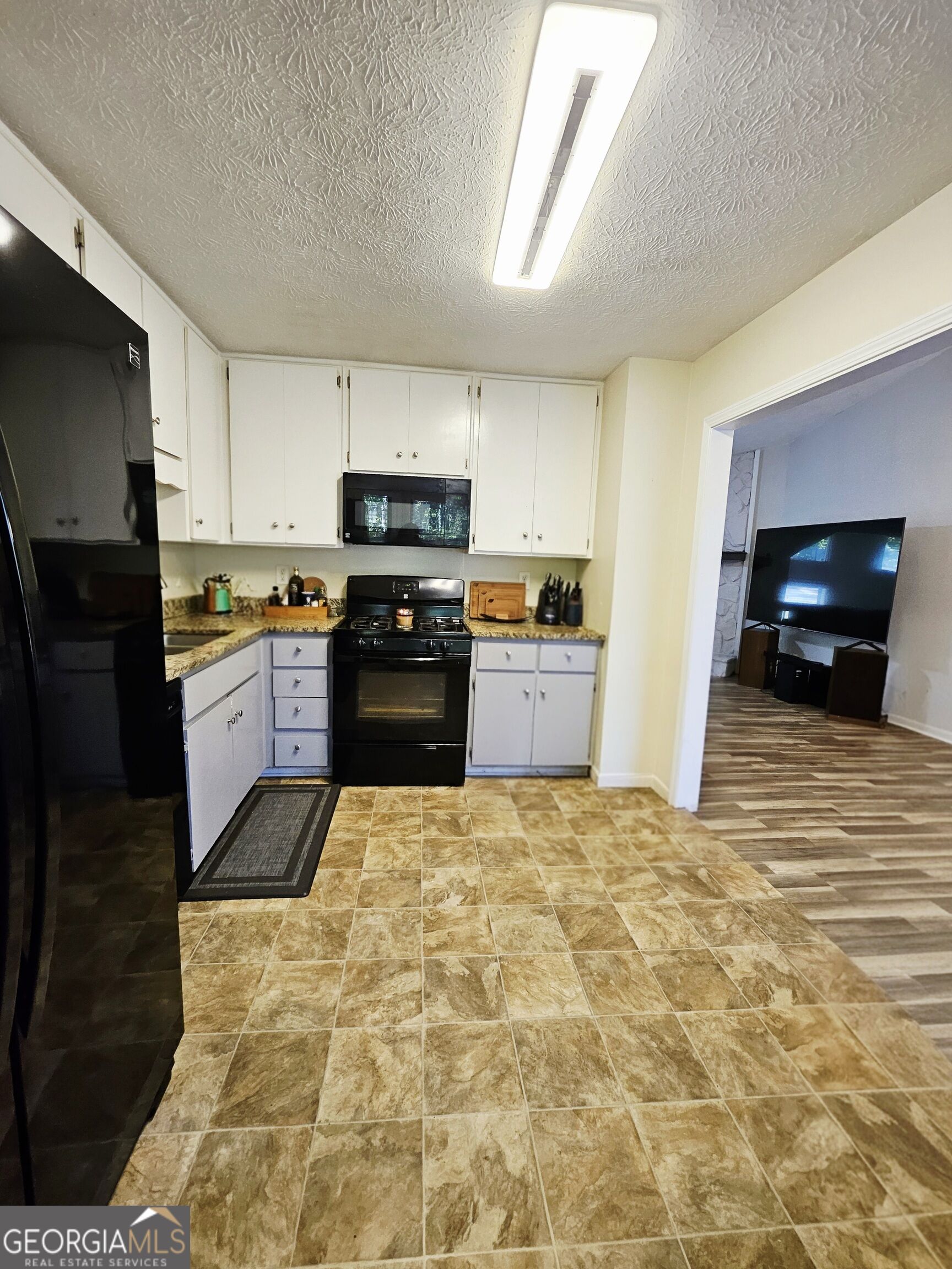 825 Emerald Drive Property Photo 11