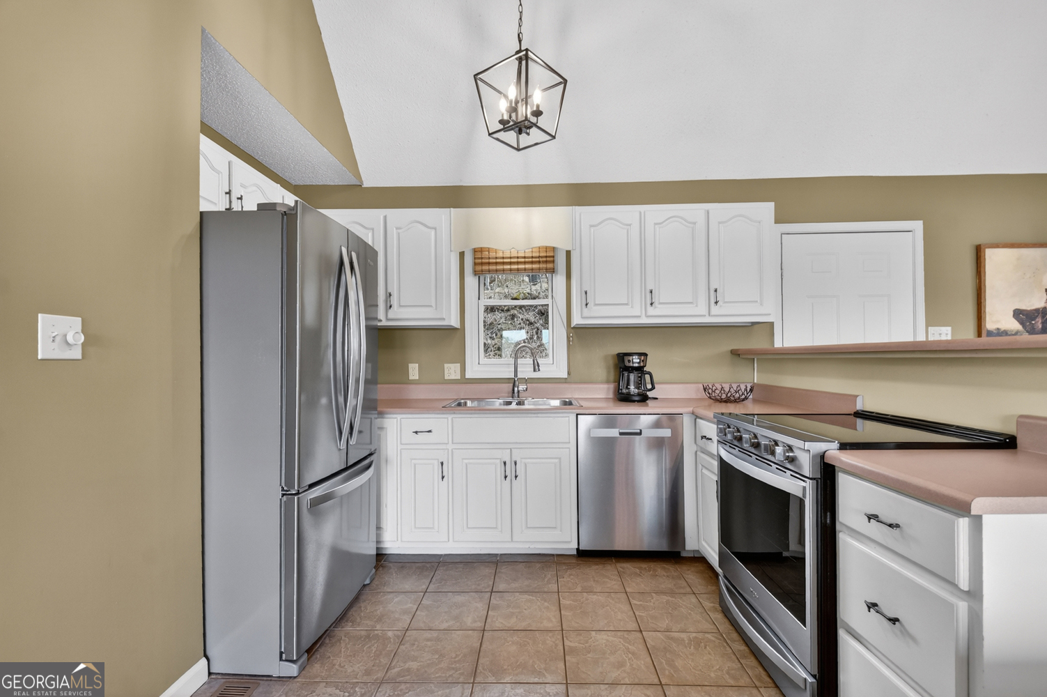 250 Noah Circle Property Photo 13