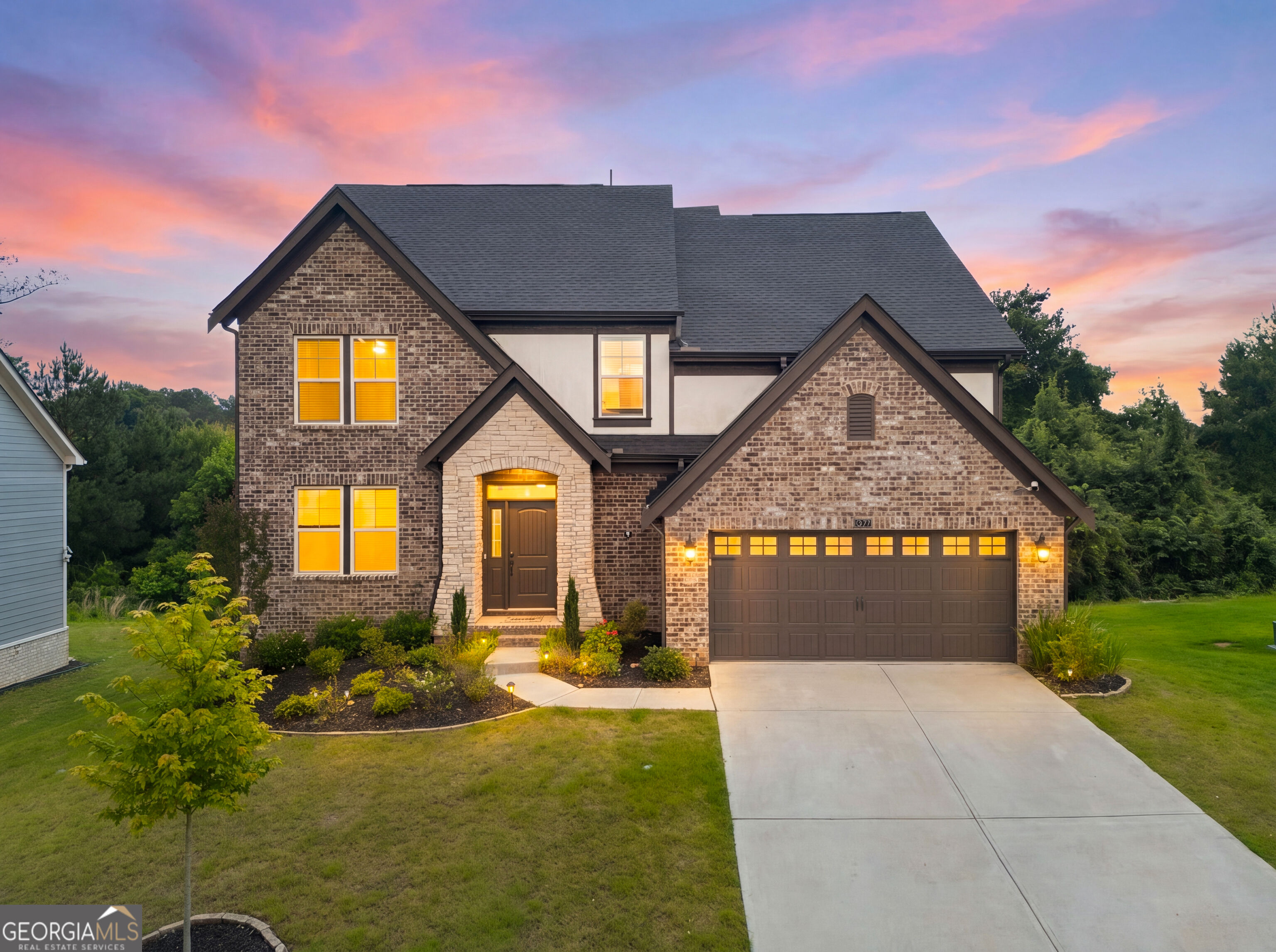 8150 Scenic Ridge Way Property Photo 1