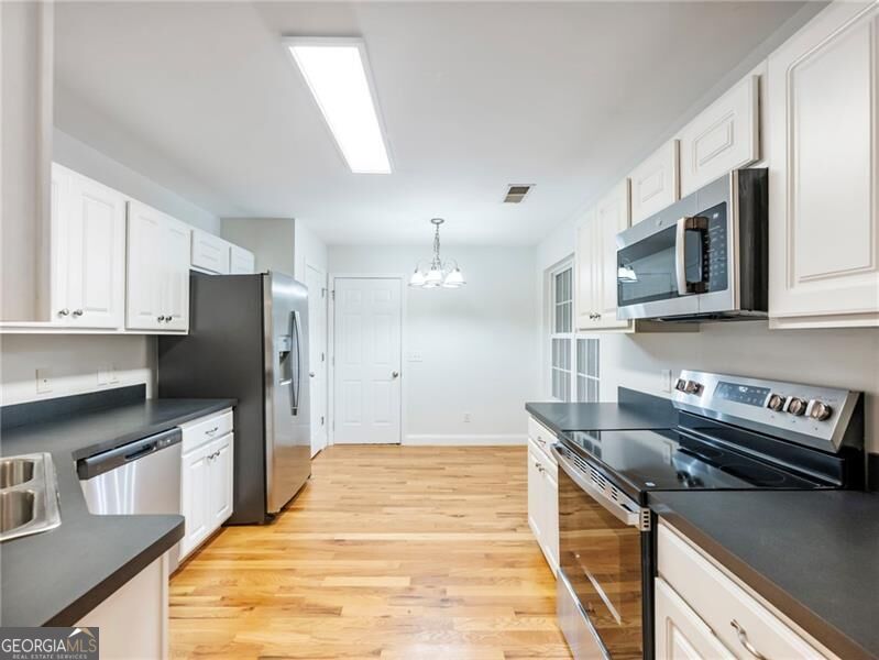 8765 Covestone Drive Property Photo 19