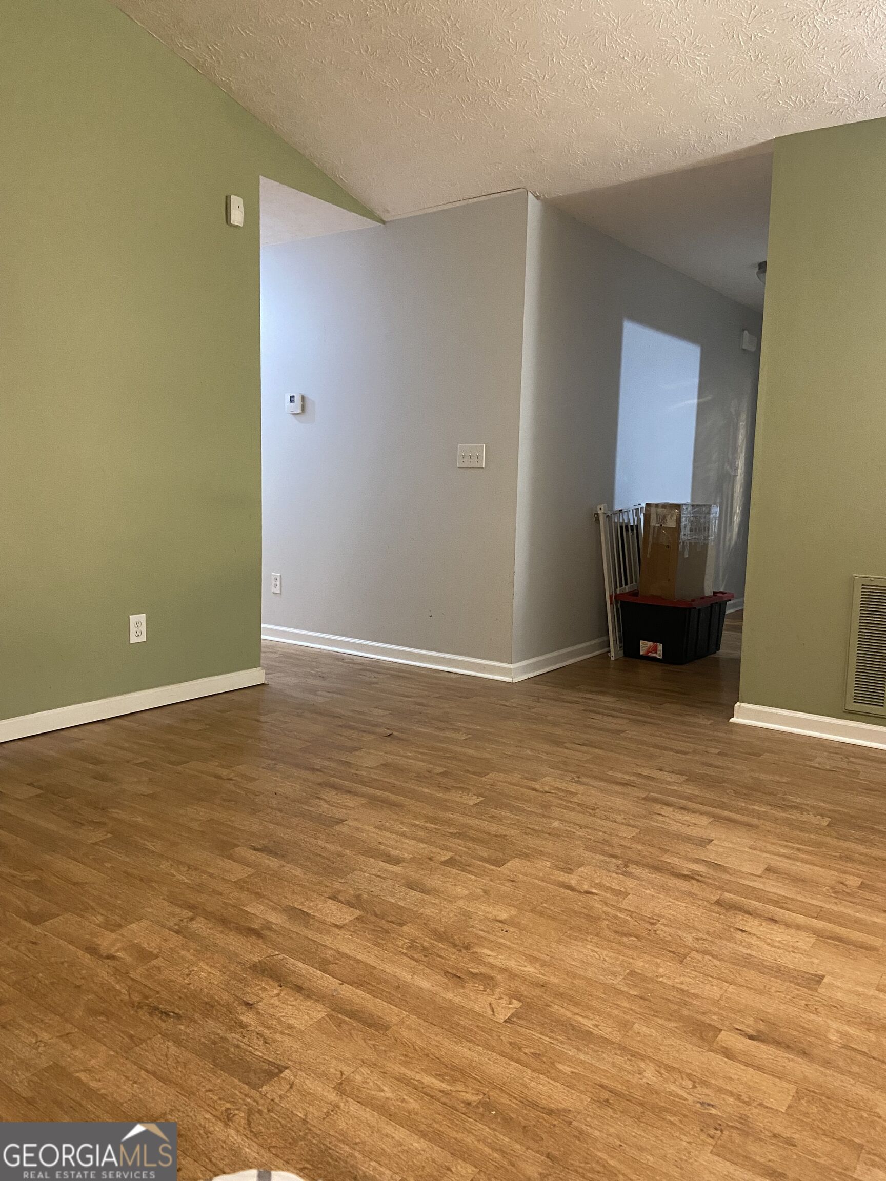 126 Caroline Court Property Photo 2