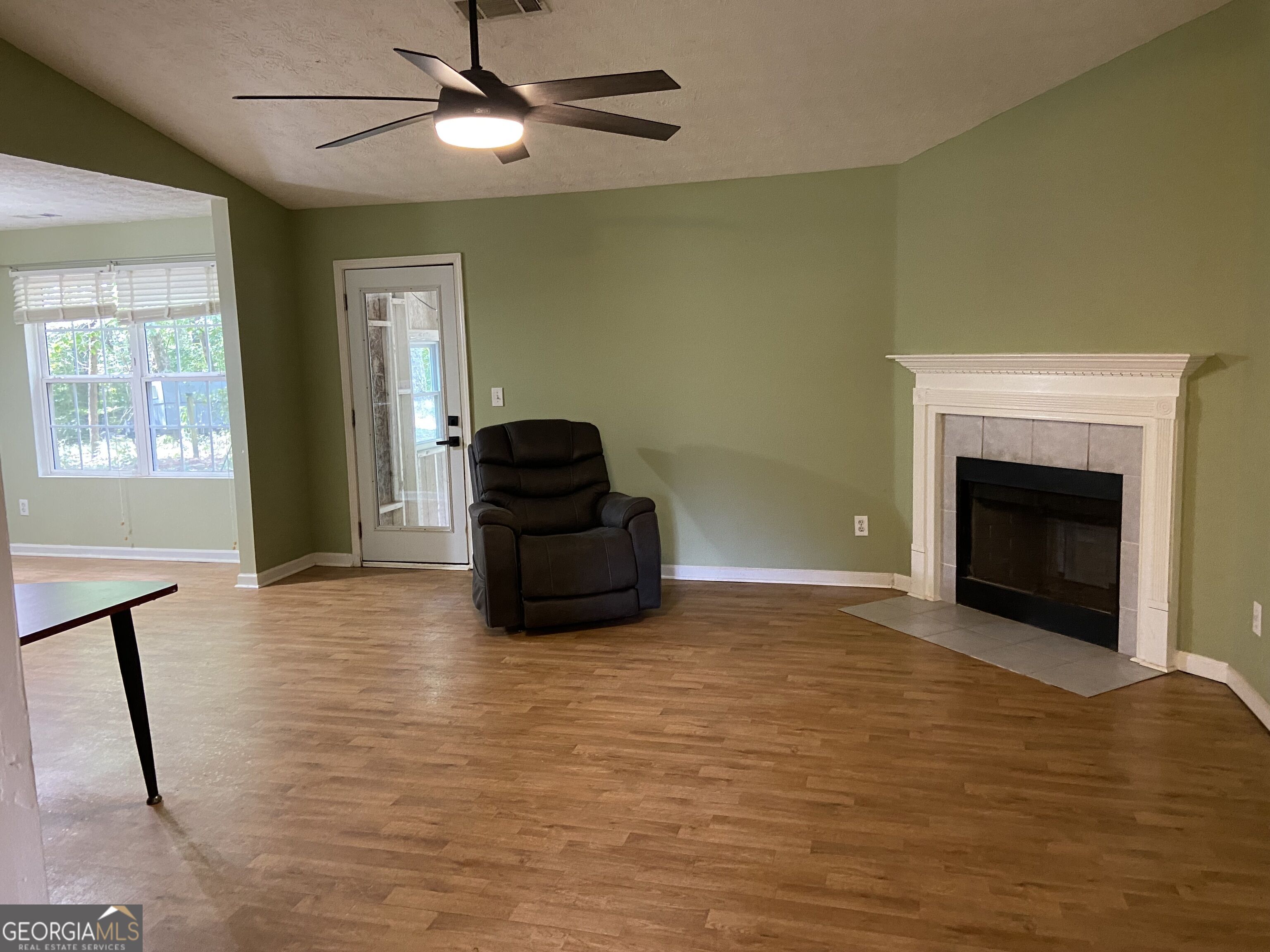 126 Caroline Court Property Photo 3