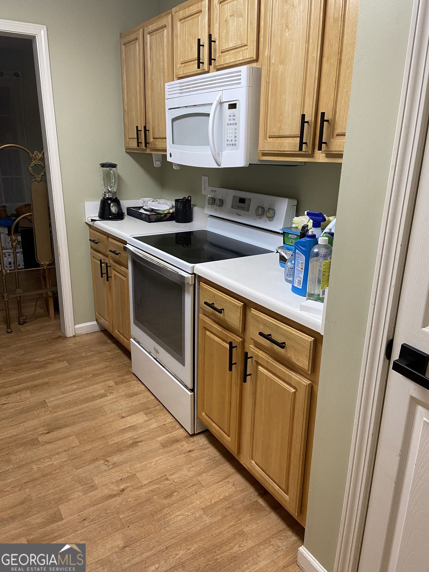 126 Caroline Court Property Photo 8