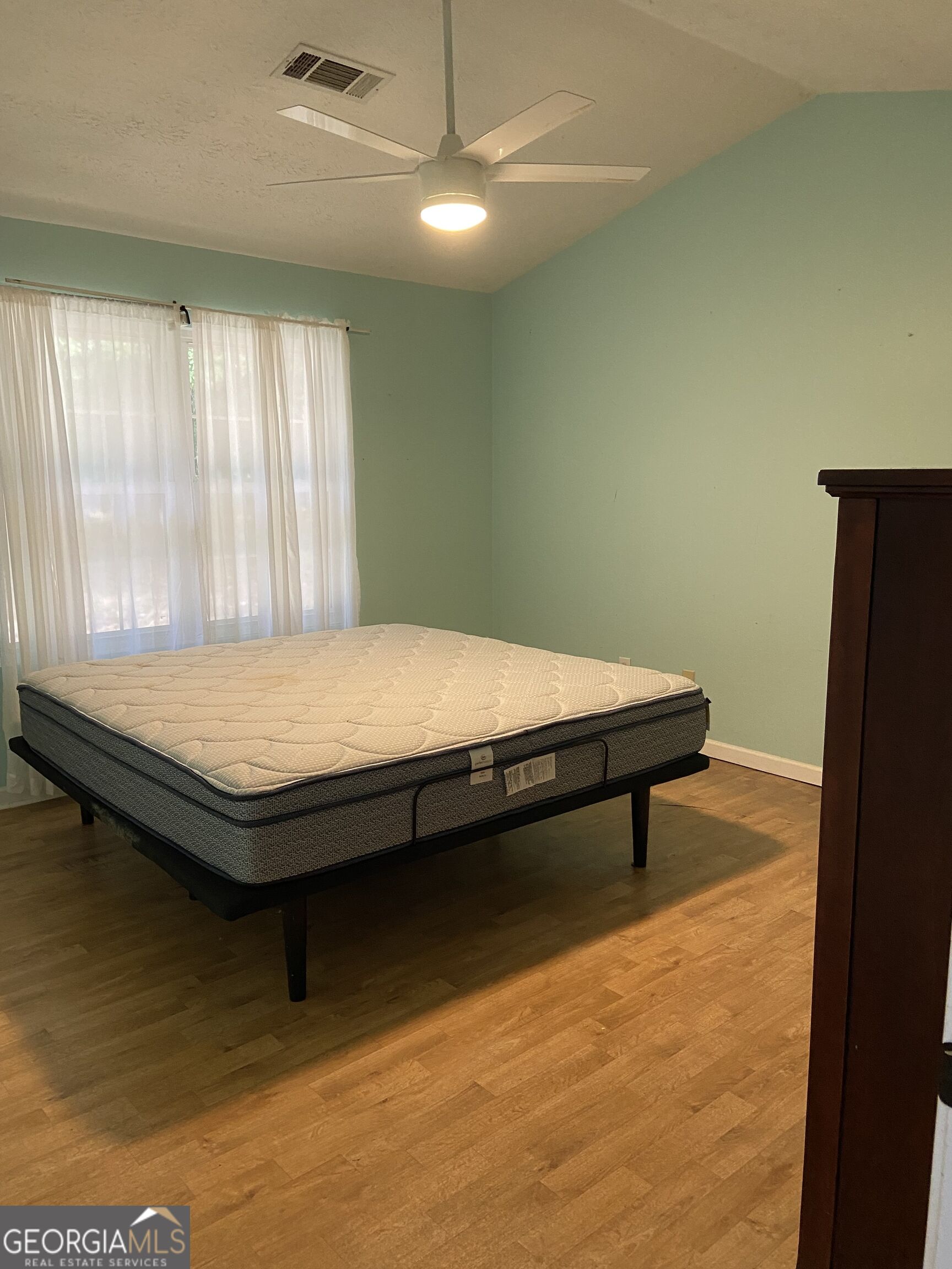 126 Caroline Court Property Photo 16
