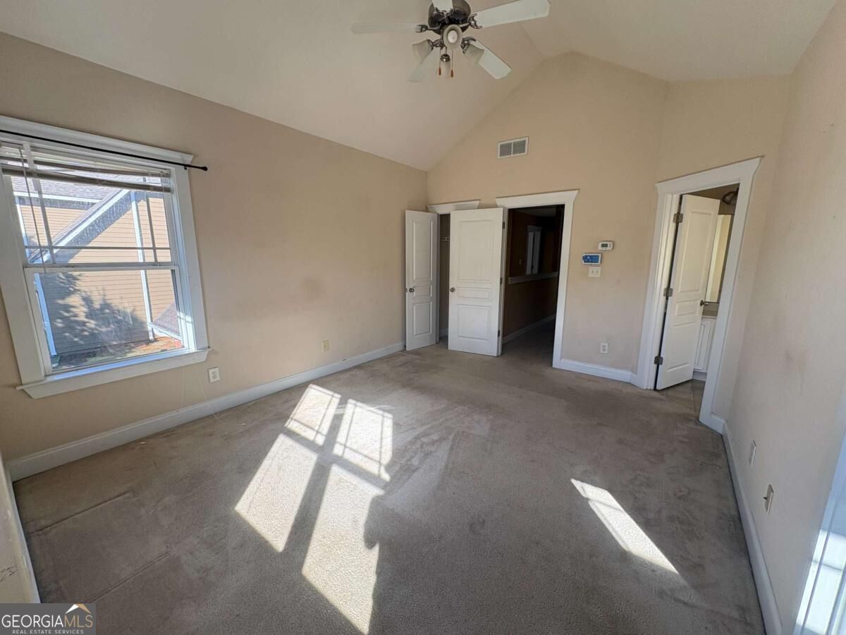 404 Park Place Property Photo 15