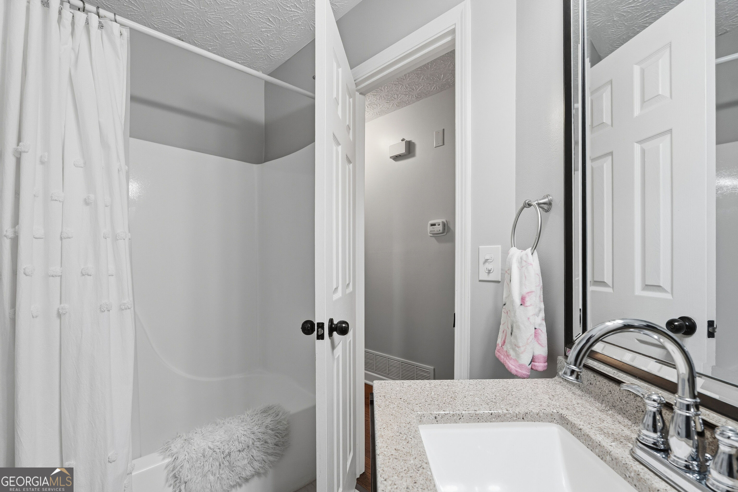1590 Kimberly Place Property Photo 15