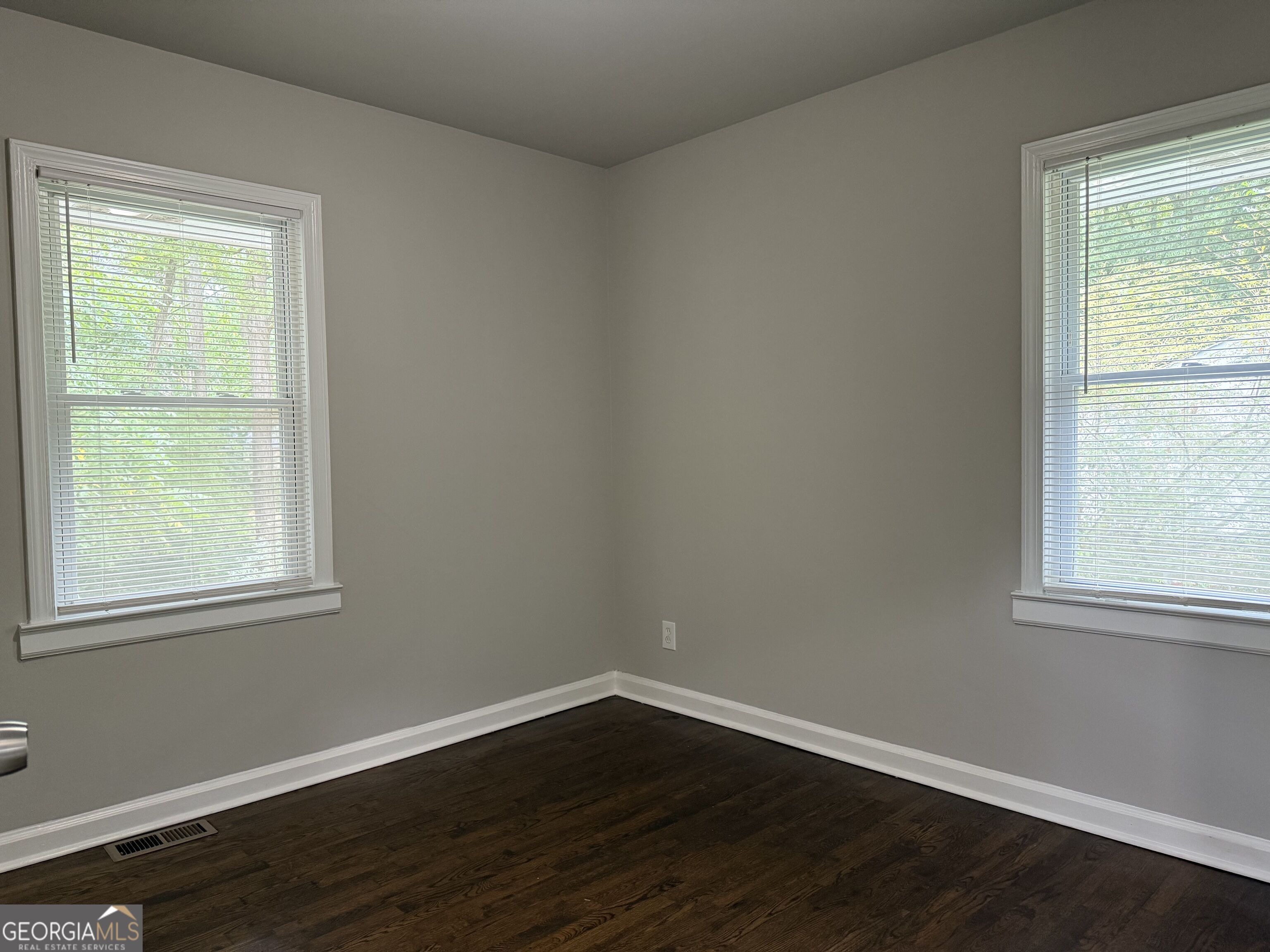 268 Scott Drive Se Property Photo 16