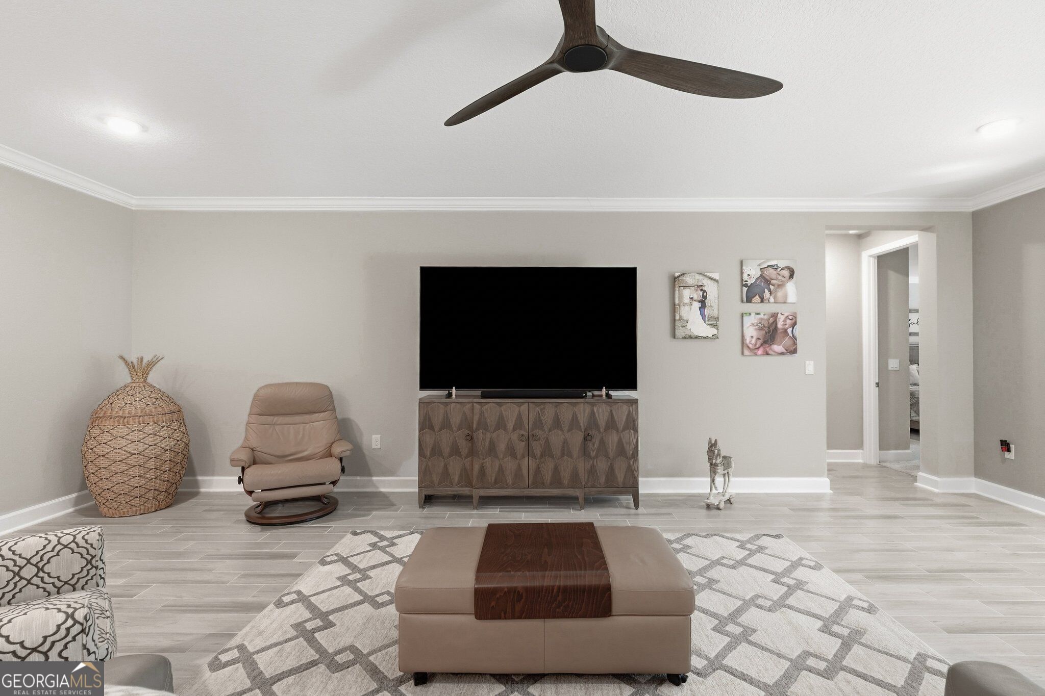 404 The Strand Property Photo 10
