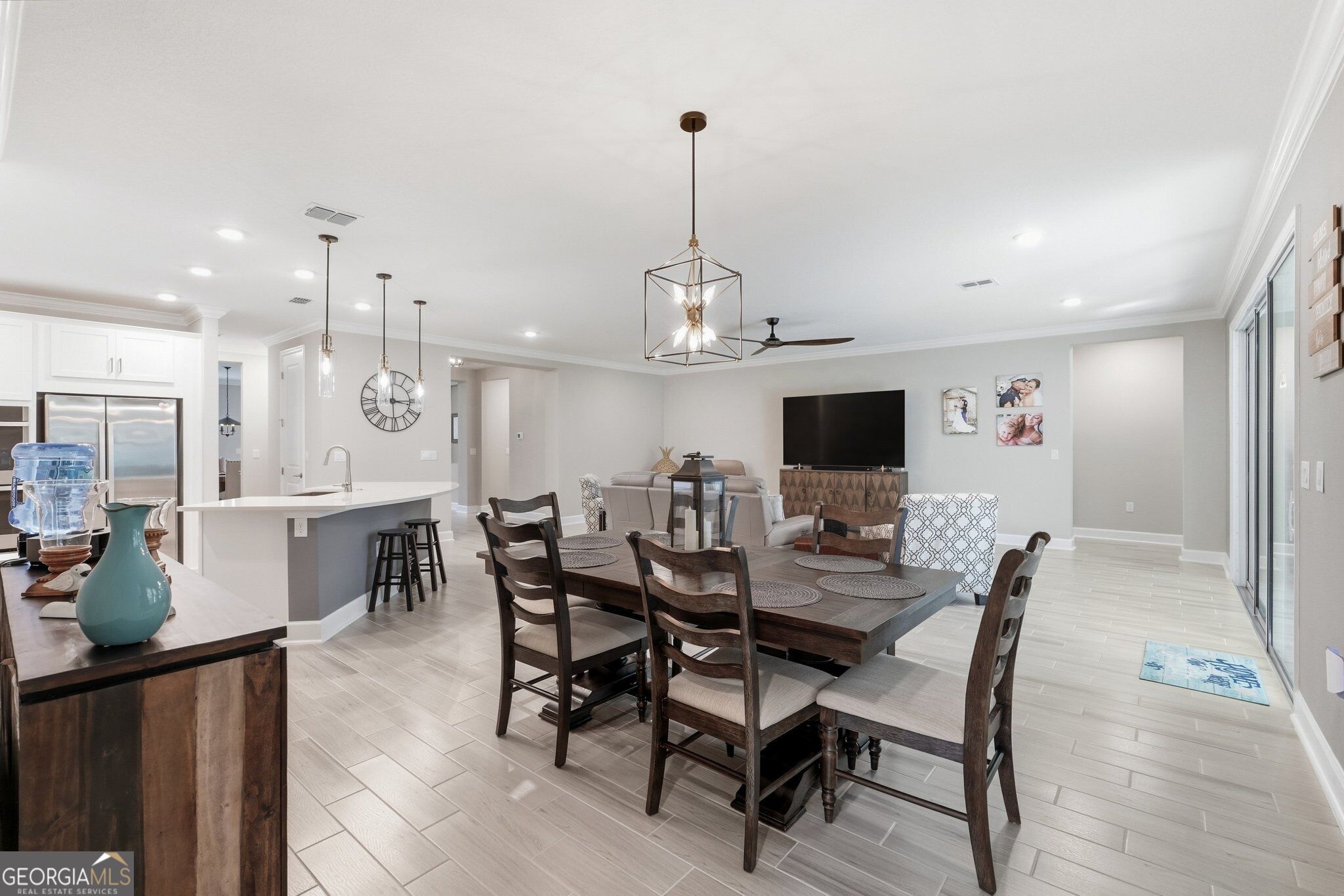 404 The Strand Property Photo 15