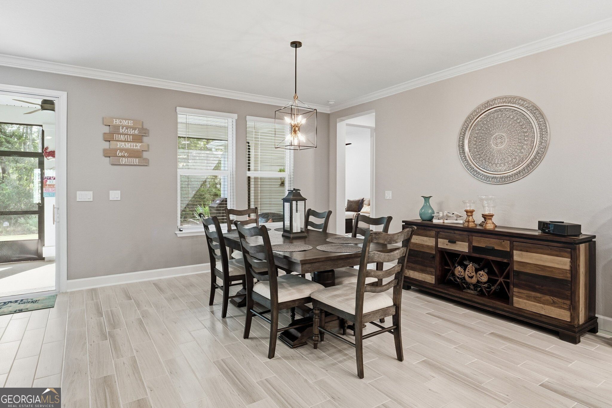 404 The Strand Property Photo 16
