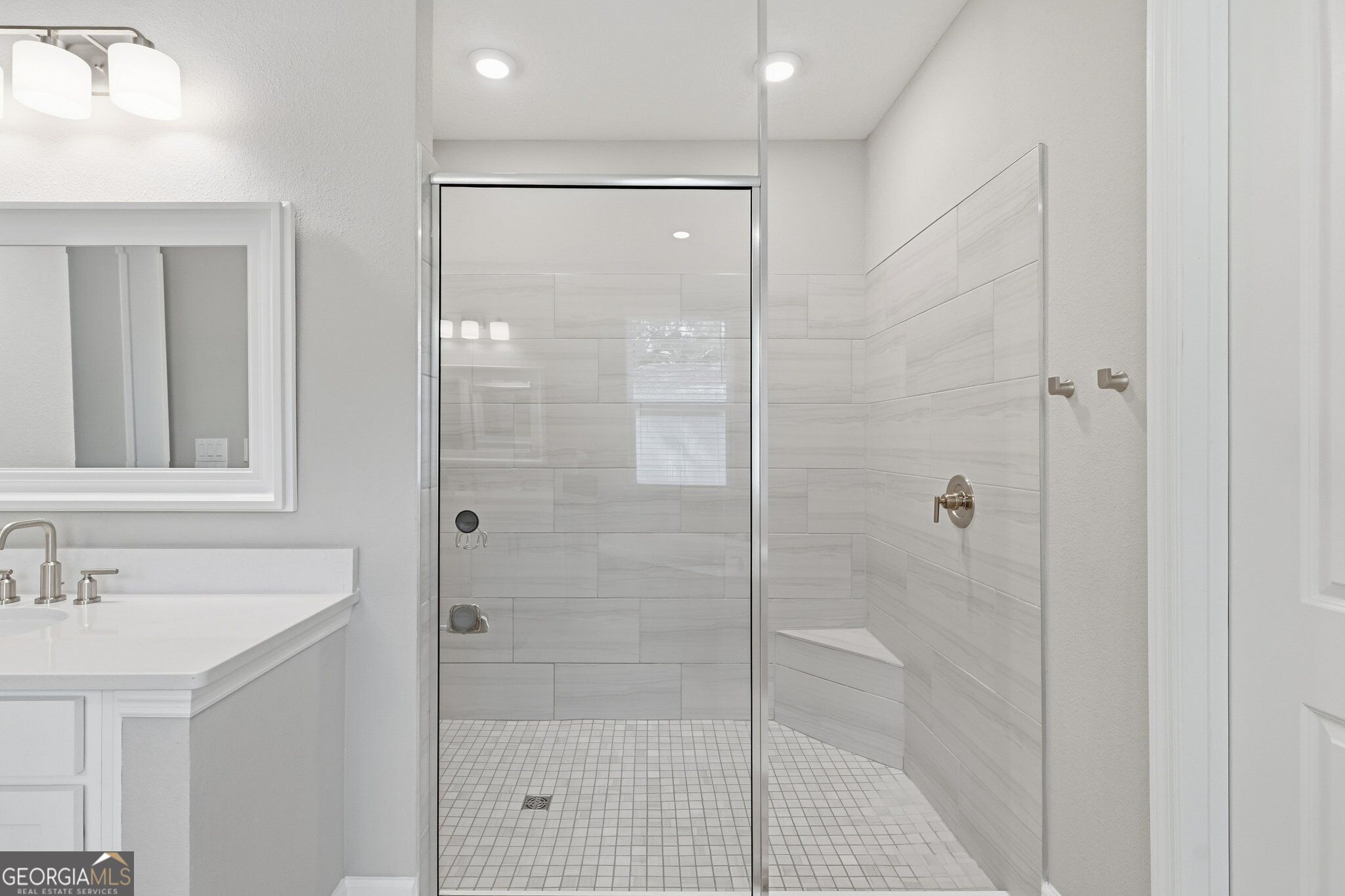 404 The Strand Property Photo 28