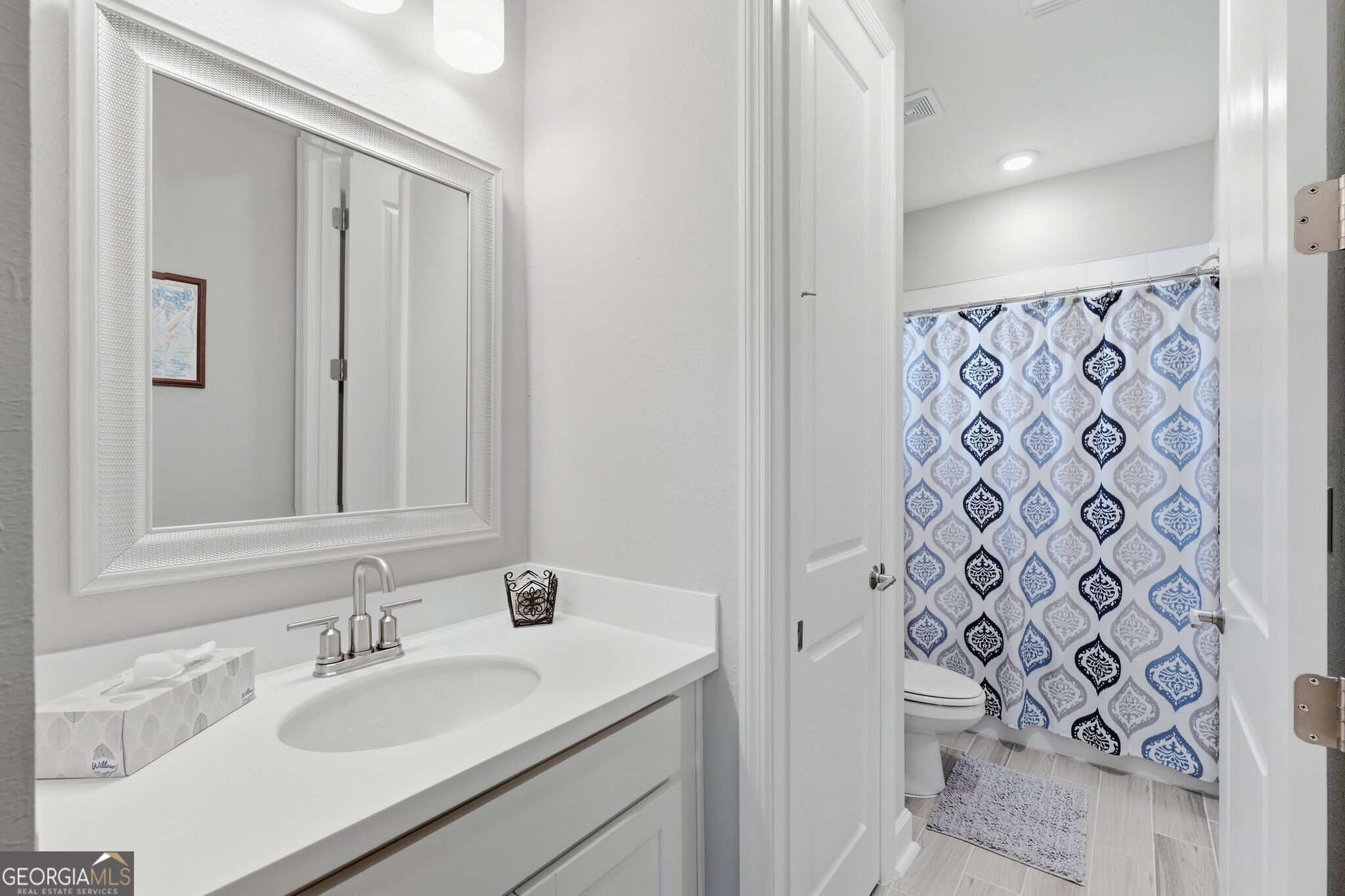 404 The Strand Property Photo 40