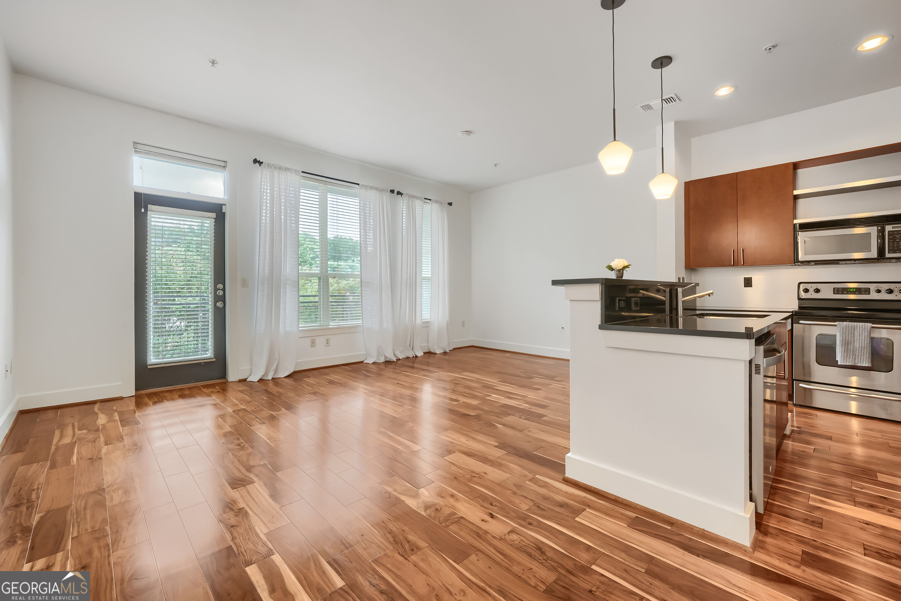 747 Ralph Mcgill Boulevard Ne # 323 Property Photo 1