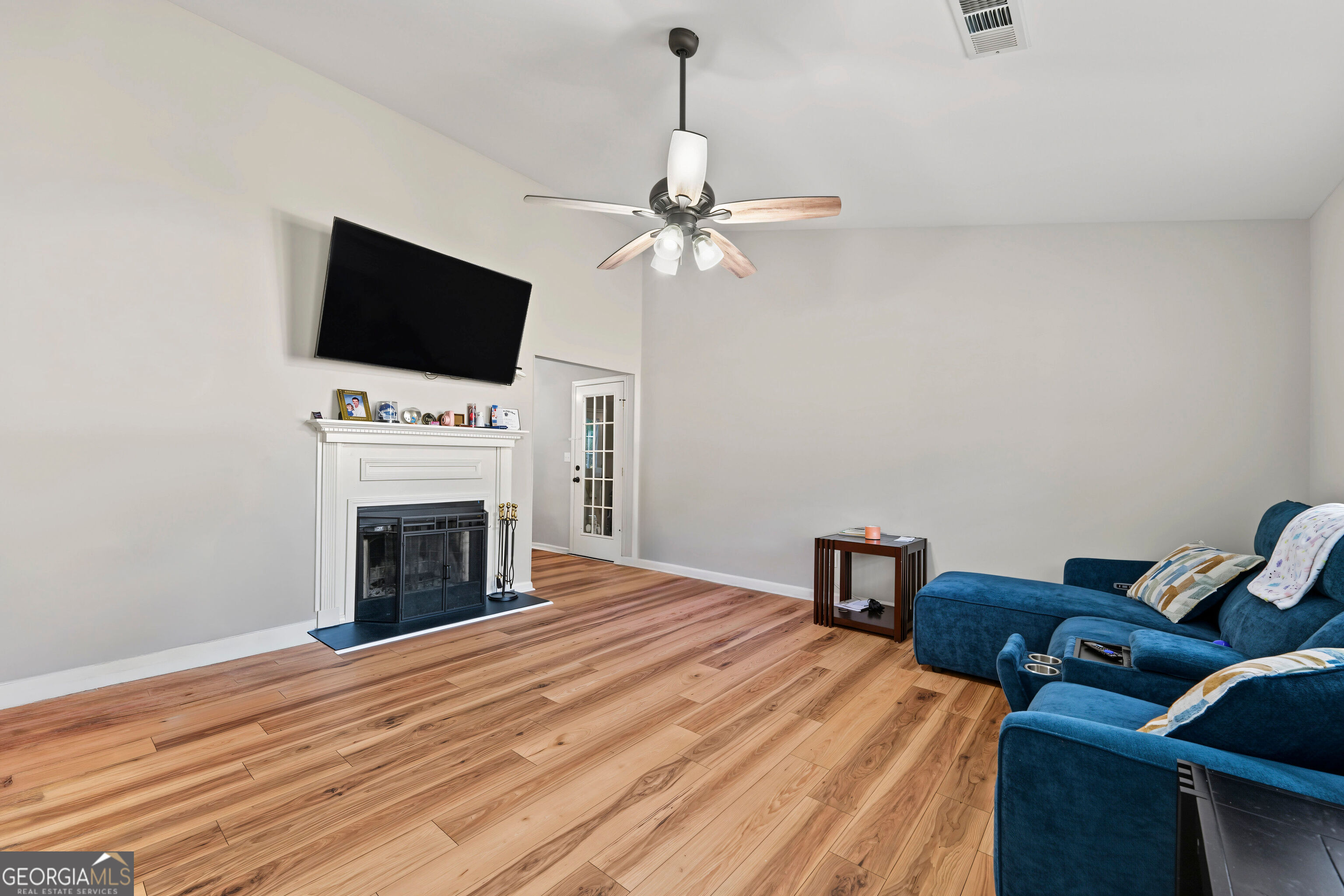290 Stony Brook Circle Property Photo 3