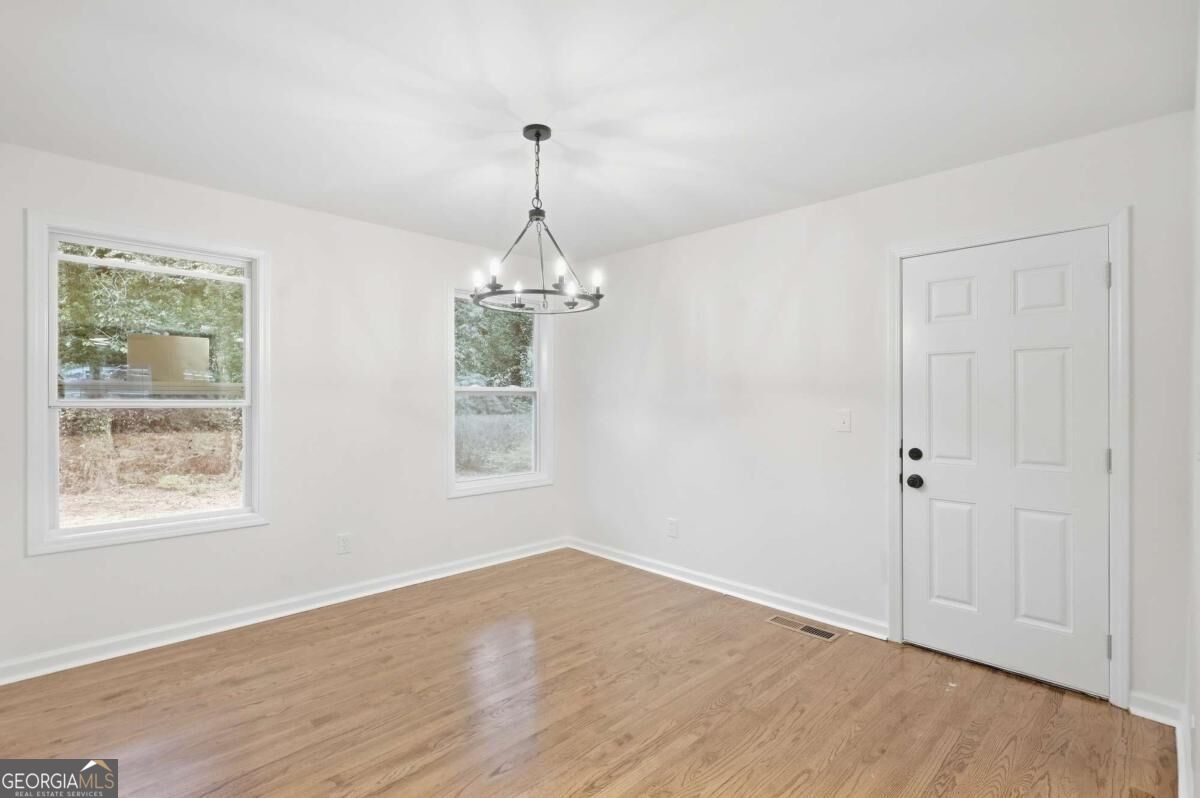 1961 Glenmar Drive Property Photo 11