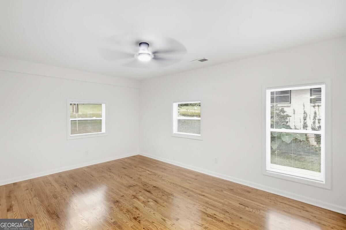 1961 Glenmar Drive Property Photo 14
