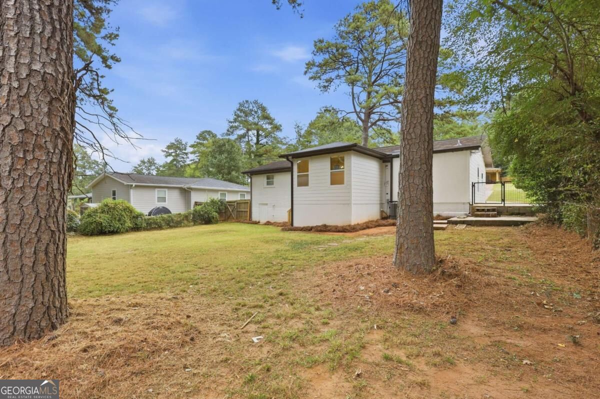 1961 Glenmar Drive Property Photo 32