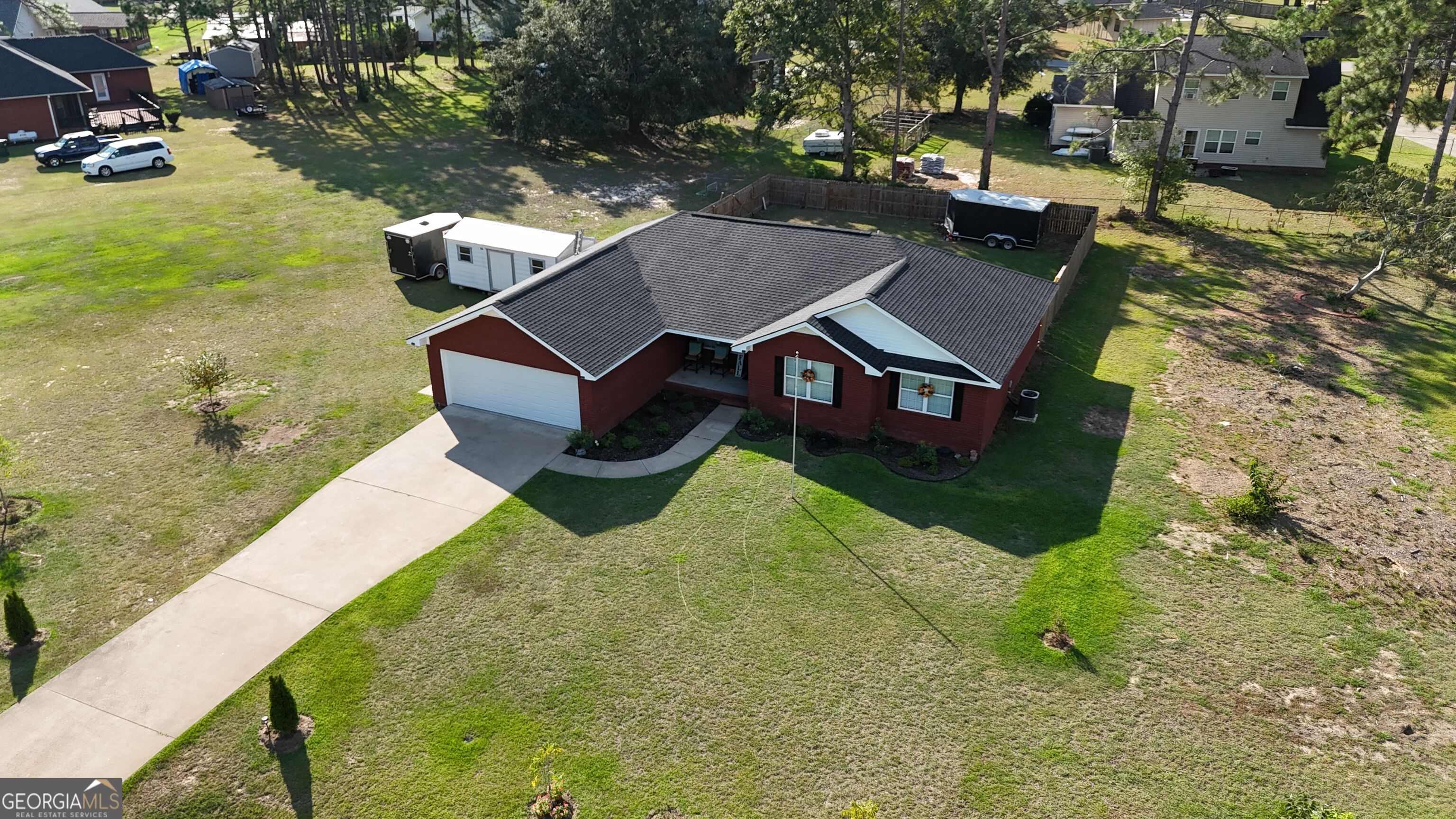 206 Willow Drive Property Photo 1