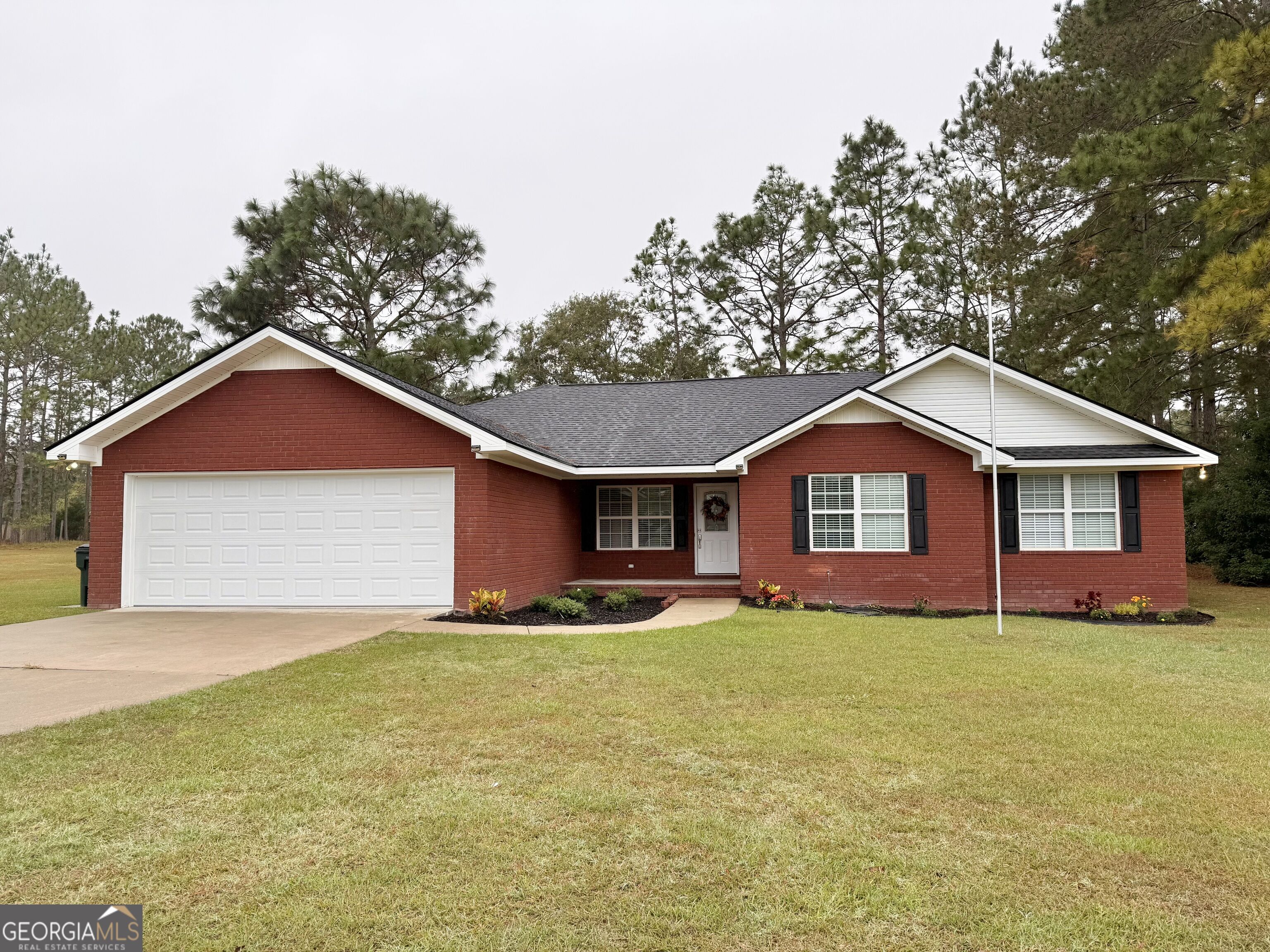 206 Willow Drive Property Photo 4
