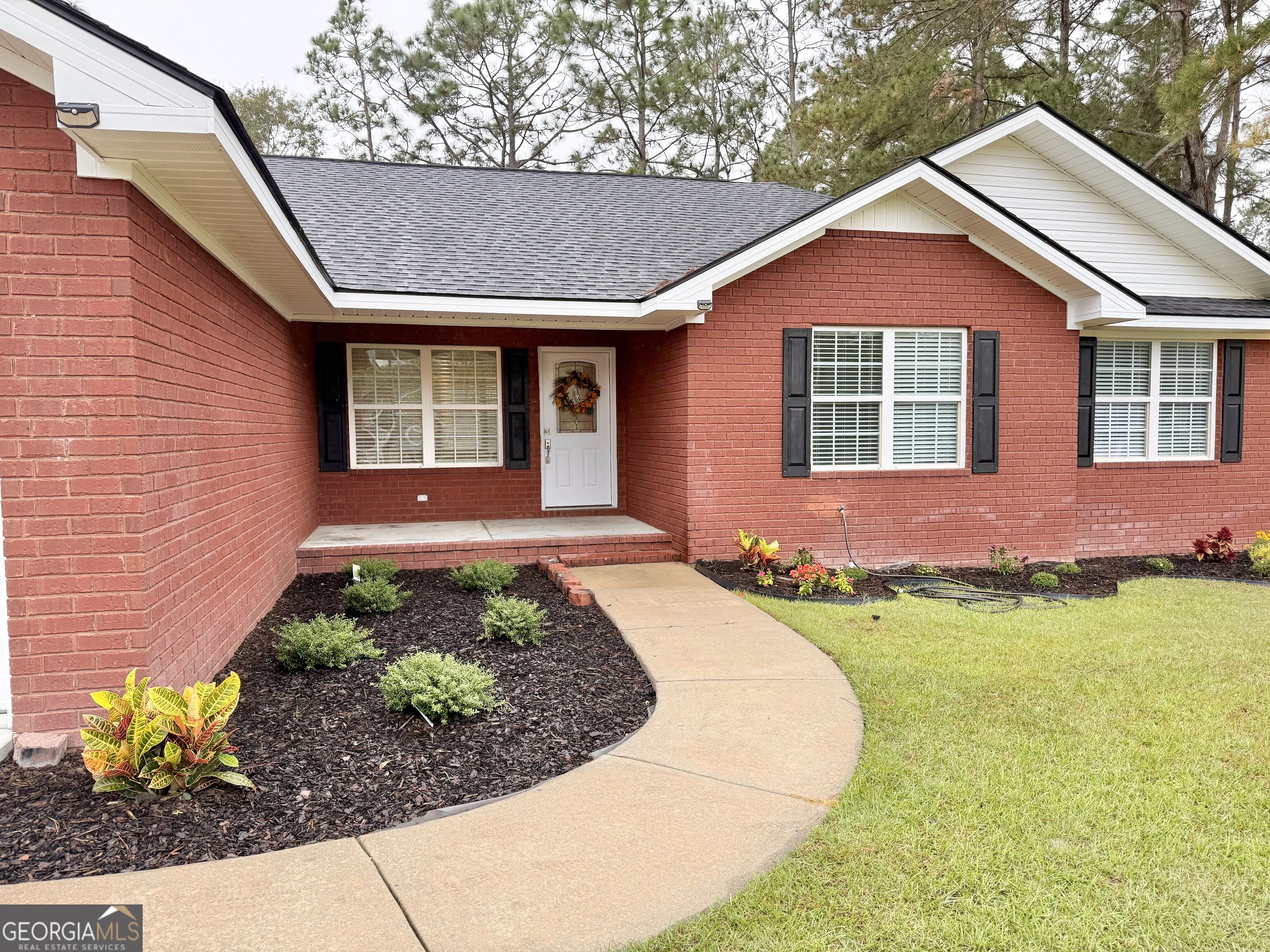 206 Willow Drive Property Photo 5