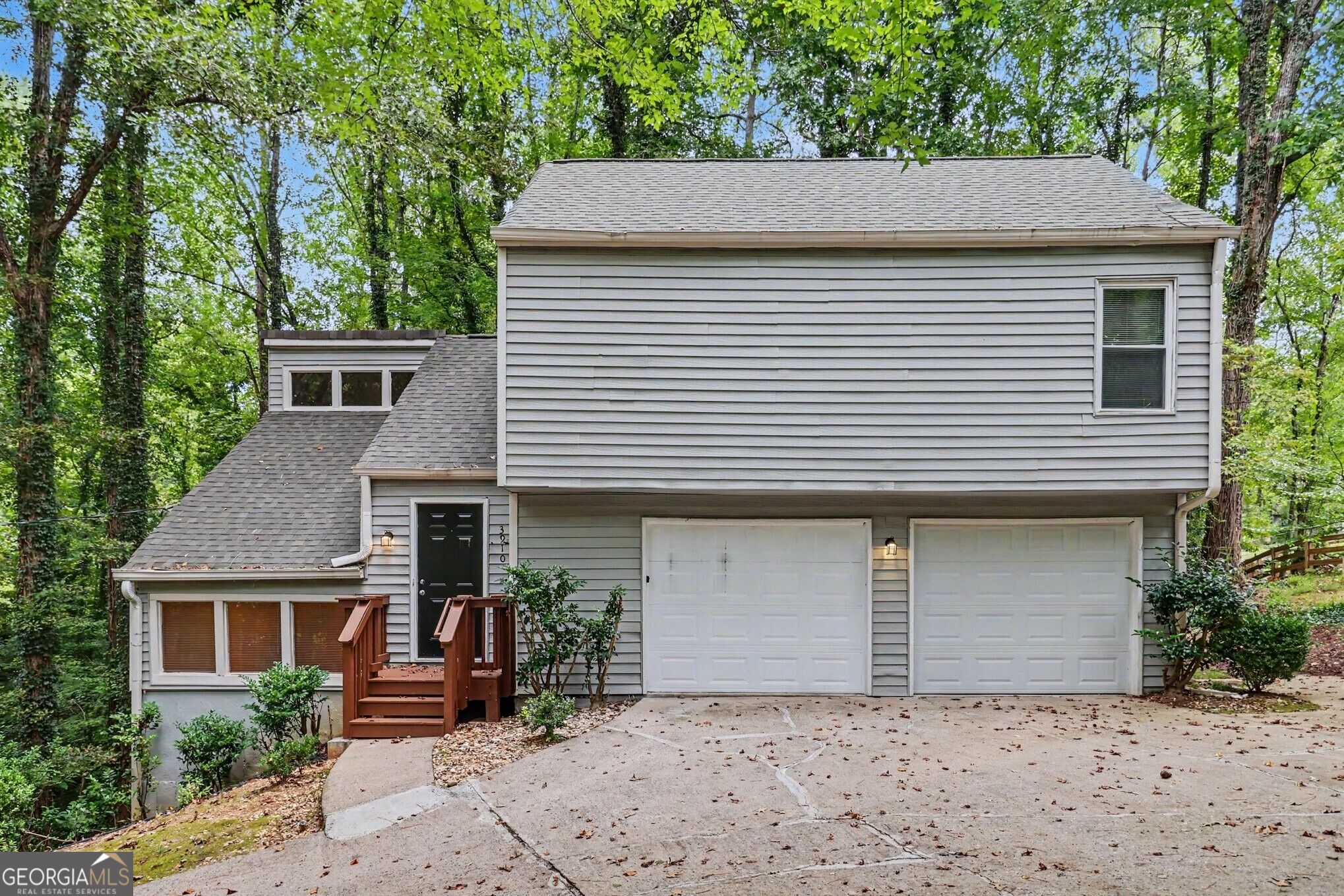 3910 Rock Mill Parkway Property Photo 1